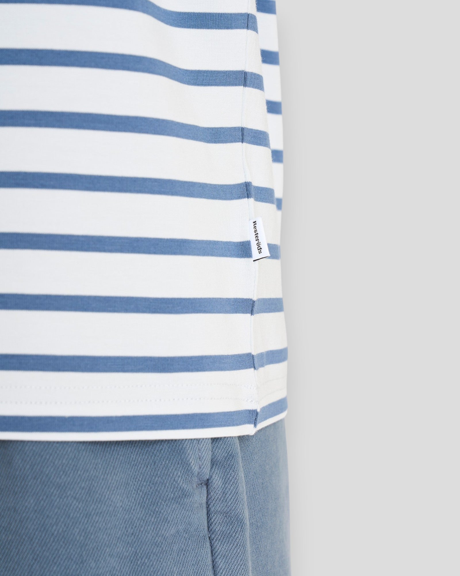 Resteröds Bamboo Tee - Blue Stripes