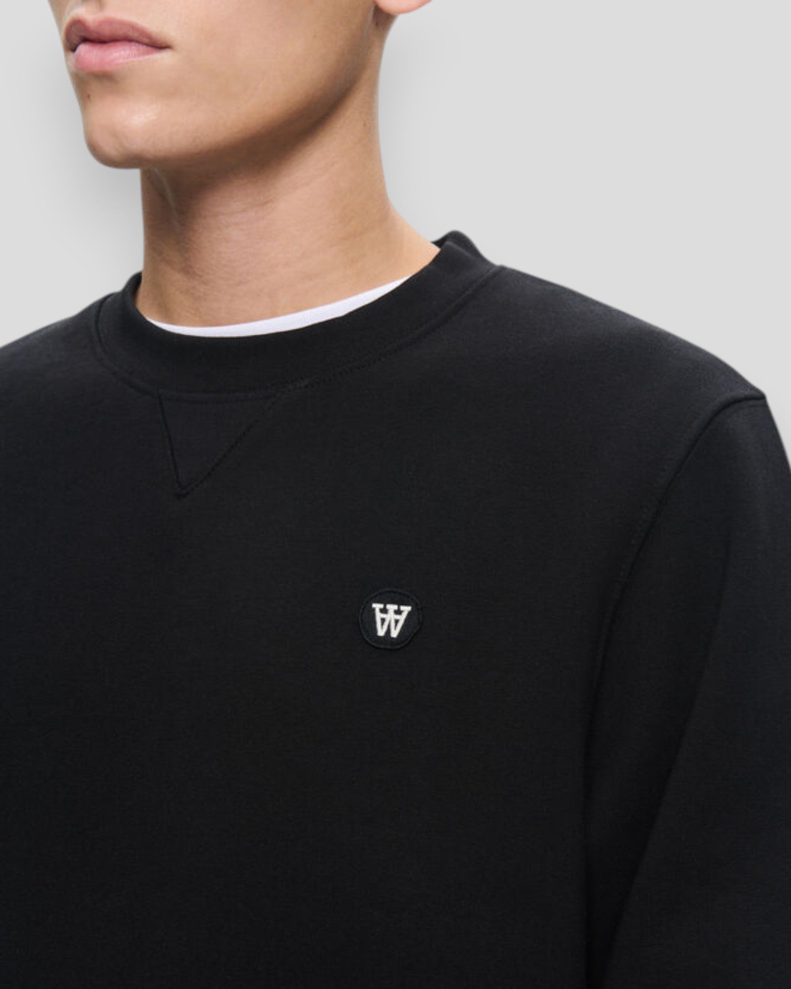 Tye Sweatshirt - Black Beauty