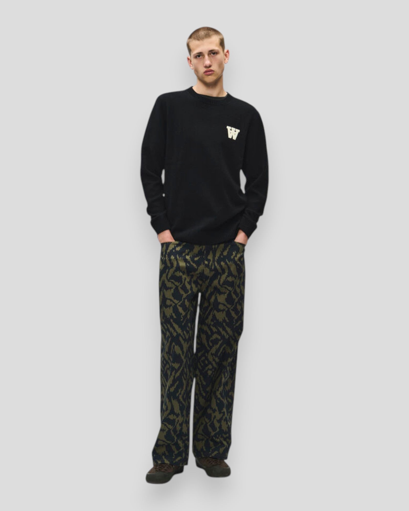 Tay L Pullover - Black