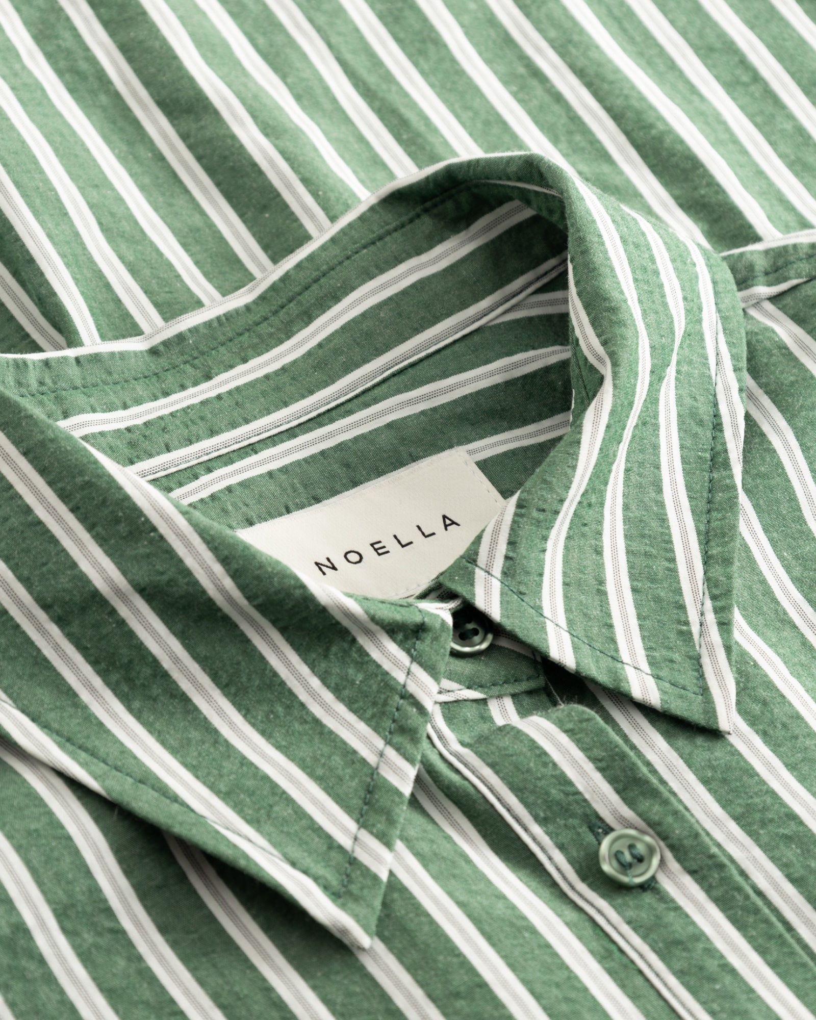 Noella N-Marlon dameskjorte i Drayton grønstribet med lang ærme og knapper, stilfuld og afslappet til kvinder.