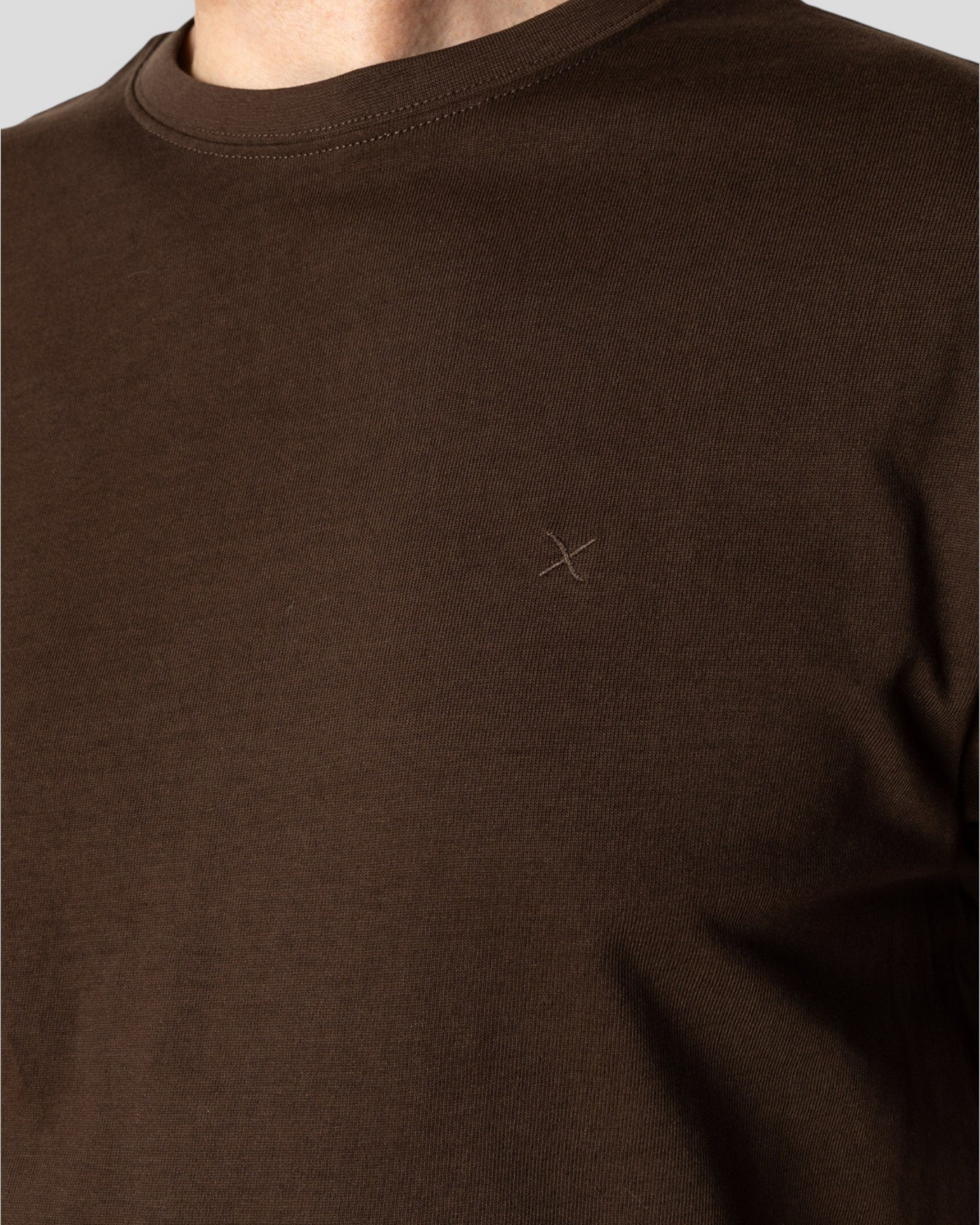 Stable T-Shirt - Dark Brown