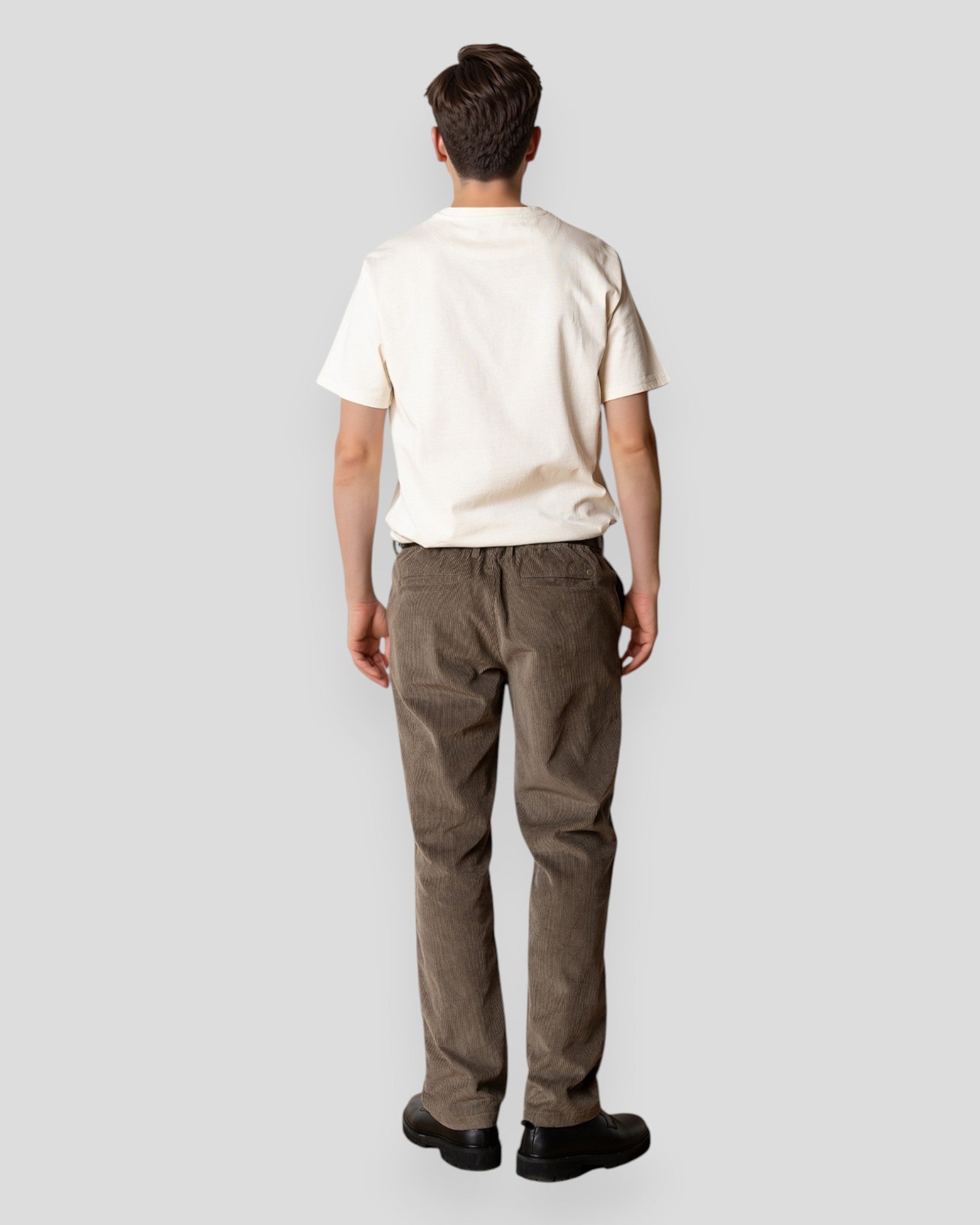 Stable T-Shirt - Ecru