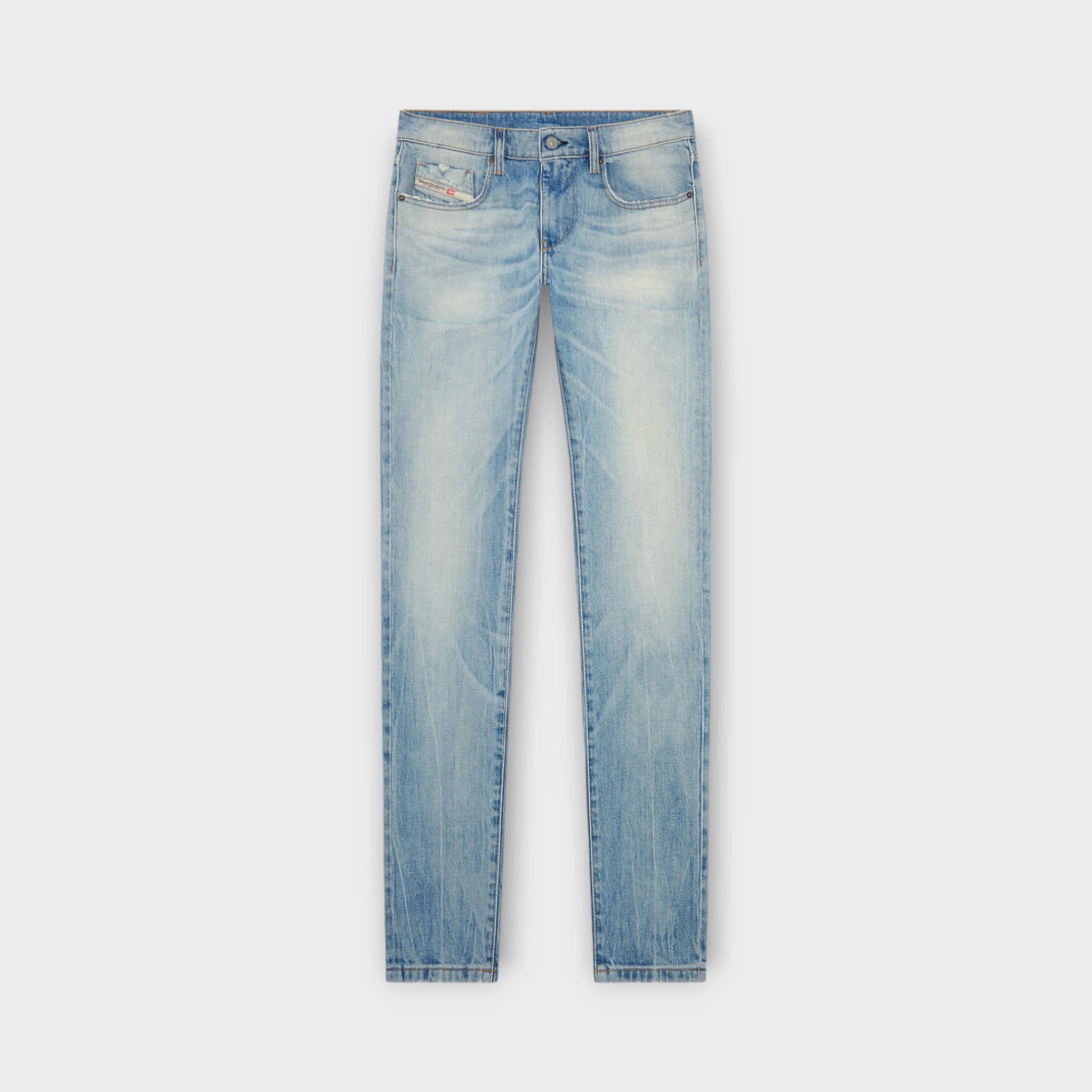 D-Strukt Jeans Light Blue - Lyse Forvasket Diesel Herre Jeans. Her set forfra.