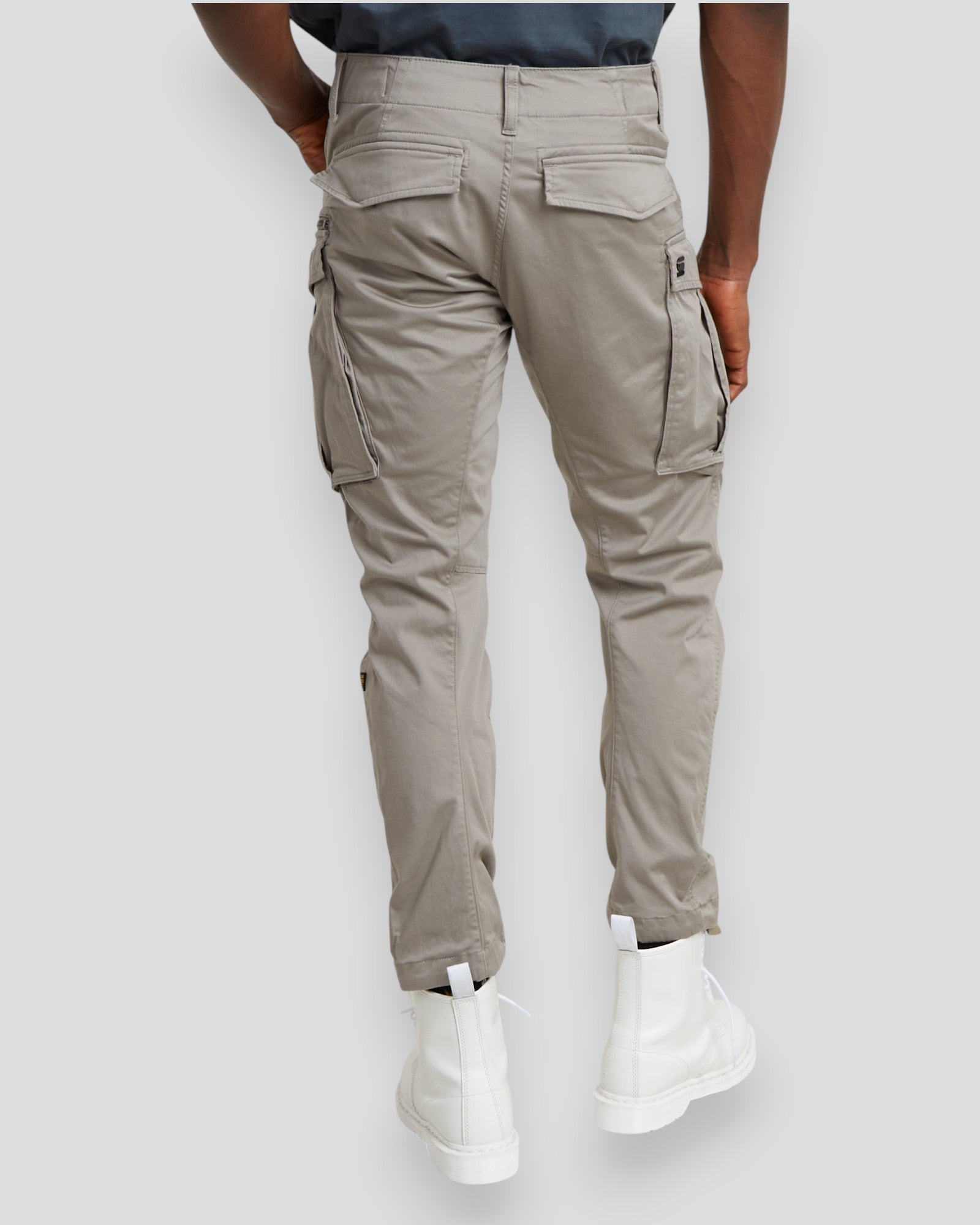 G-STAR RAW Rovic Zip 3D Regular Tapered trackpants i elefantskind med lynlås og Tapered pasform.