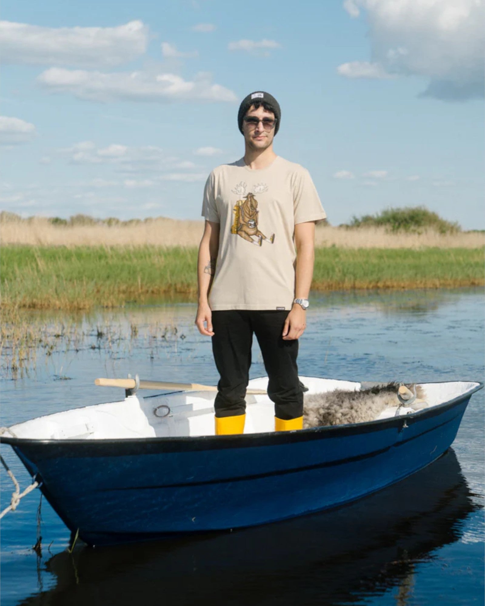 Snooze Moose Tee - White Pepper