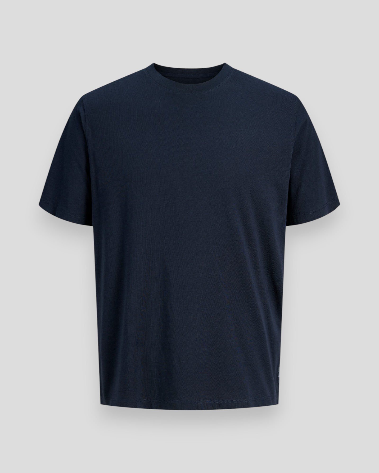 Navy blazer Jack & Jones økologisk basic t-shirt med rund hals, foran i et stilrent, casual design.
