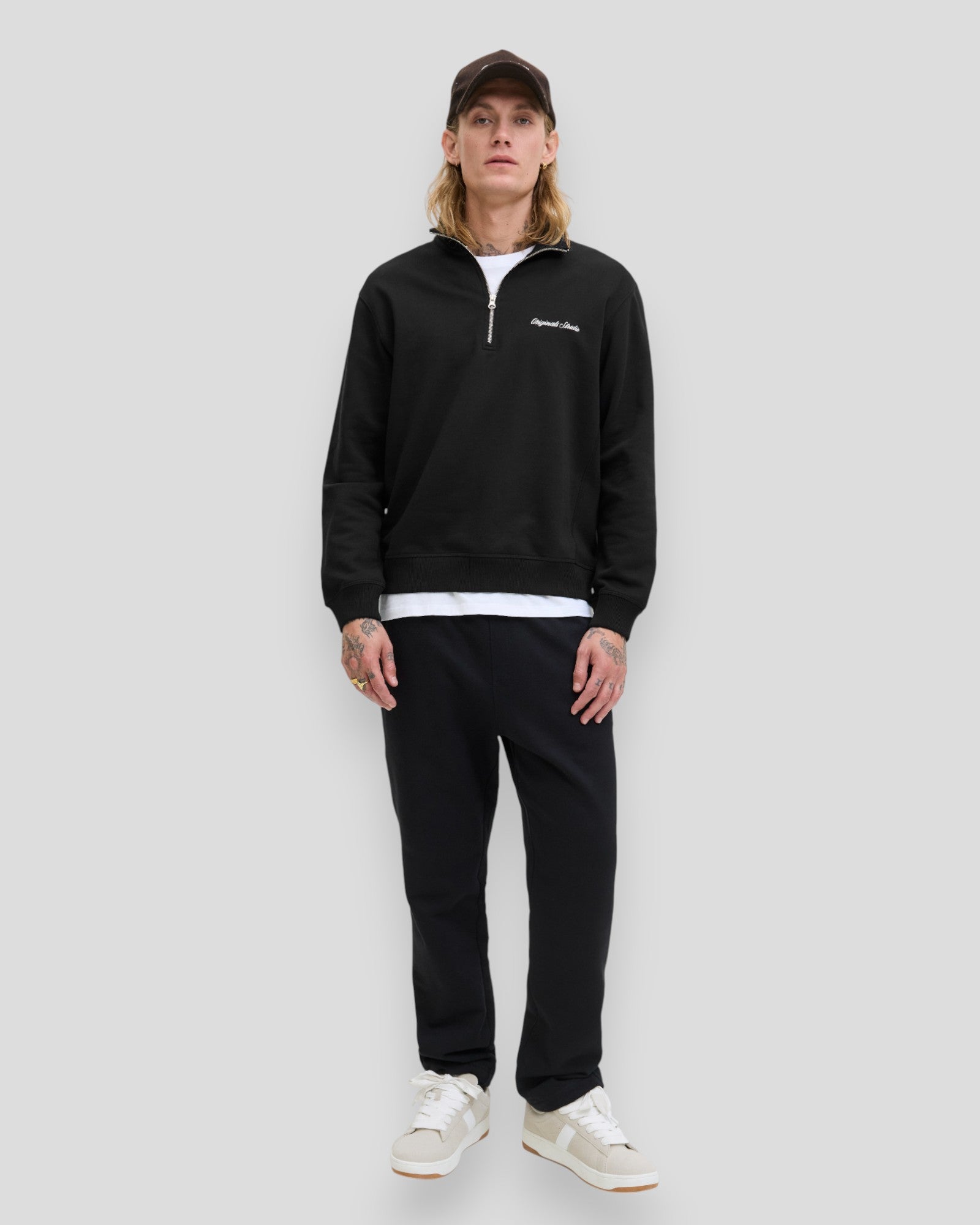 Norrebro EMB Sweat High Neck - Black