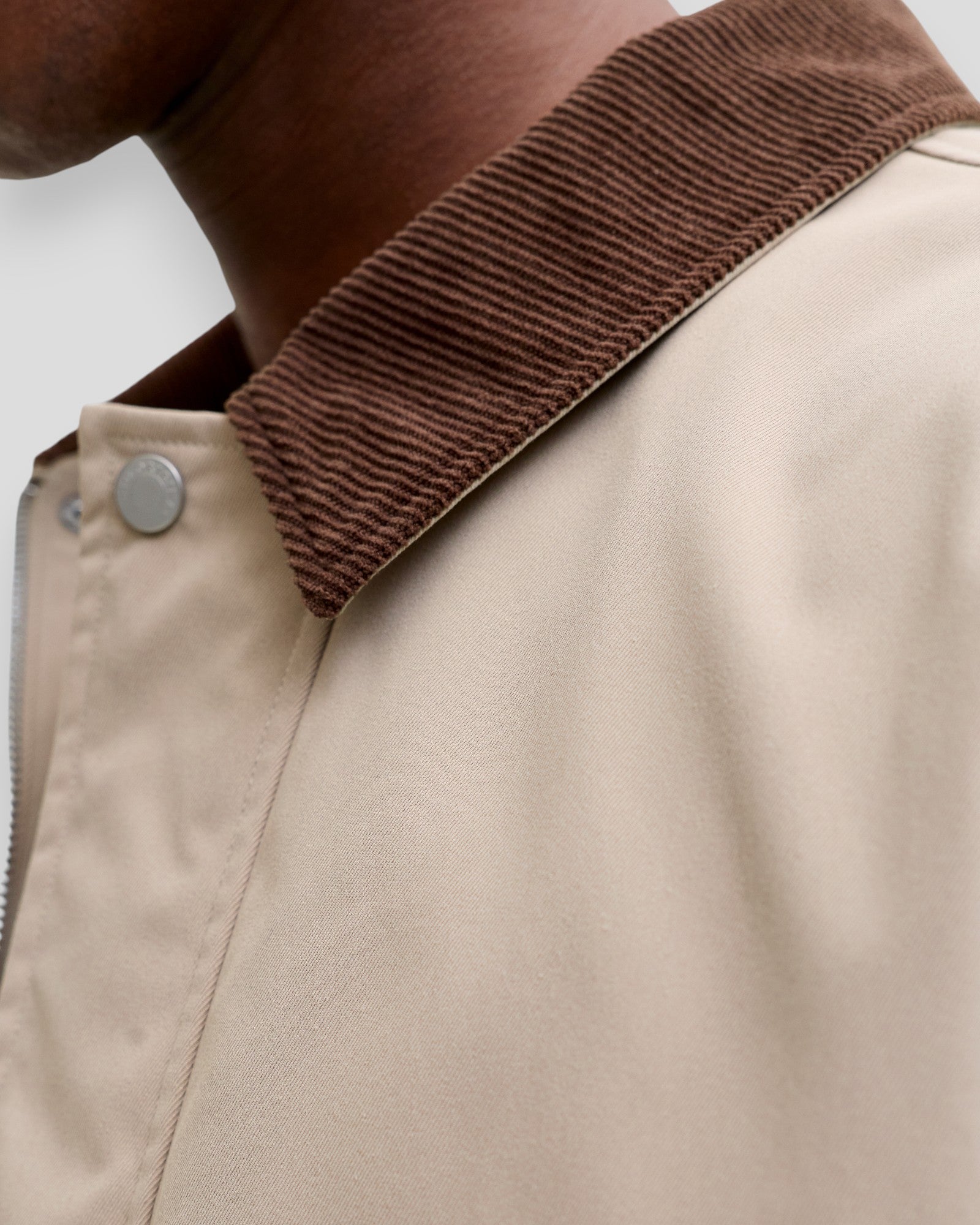 Jack & Jones Catskills Barn Jacket in crockery fabric, shown in a close-up of the stylish, casual jacket design.