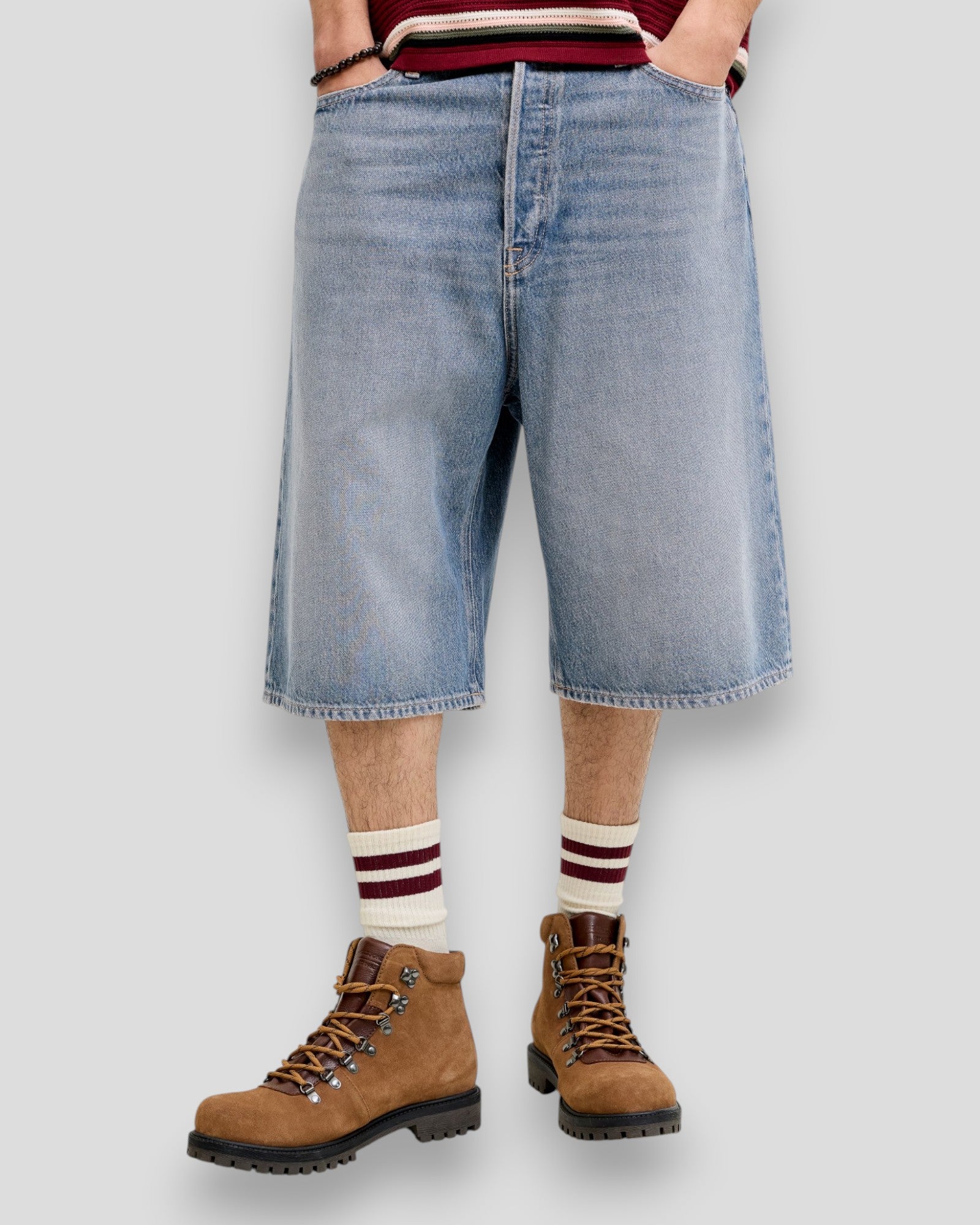 Blå denim shorts fra Jack & Jones Ron Original Shorts SBD 968 SN med lommer og afslappet pasform.