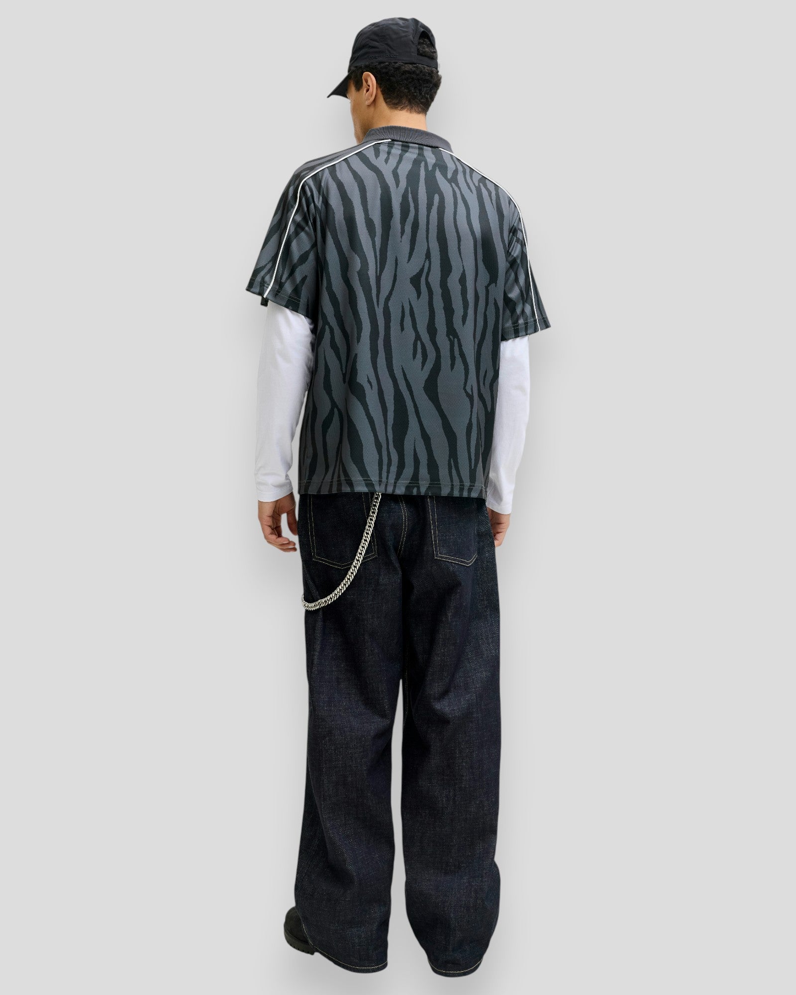 Dust Piping Football Open Collar SS - Black/Zebra