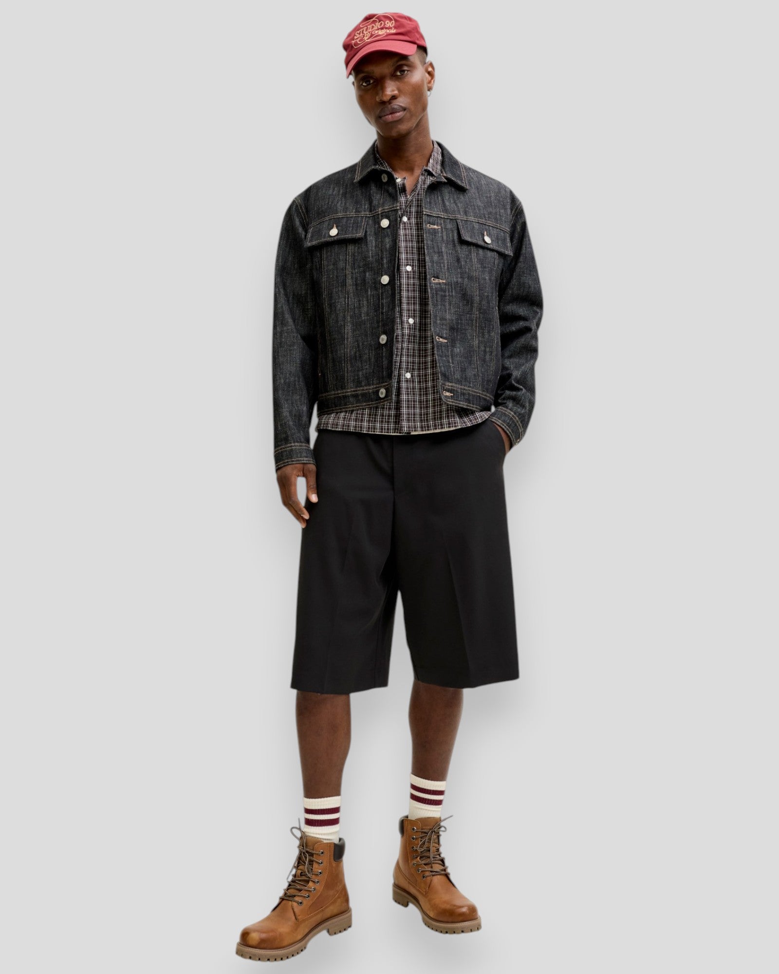 Black Jack & Jones Towen Toby Chino Shorts i størrelse XLNG, afslappet design med lommer og komfortabel pasform.