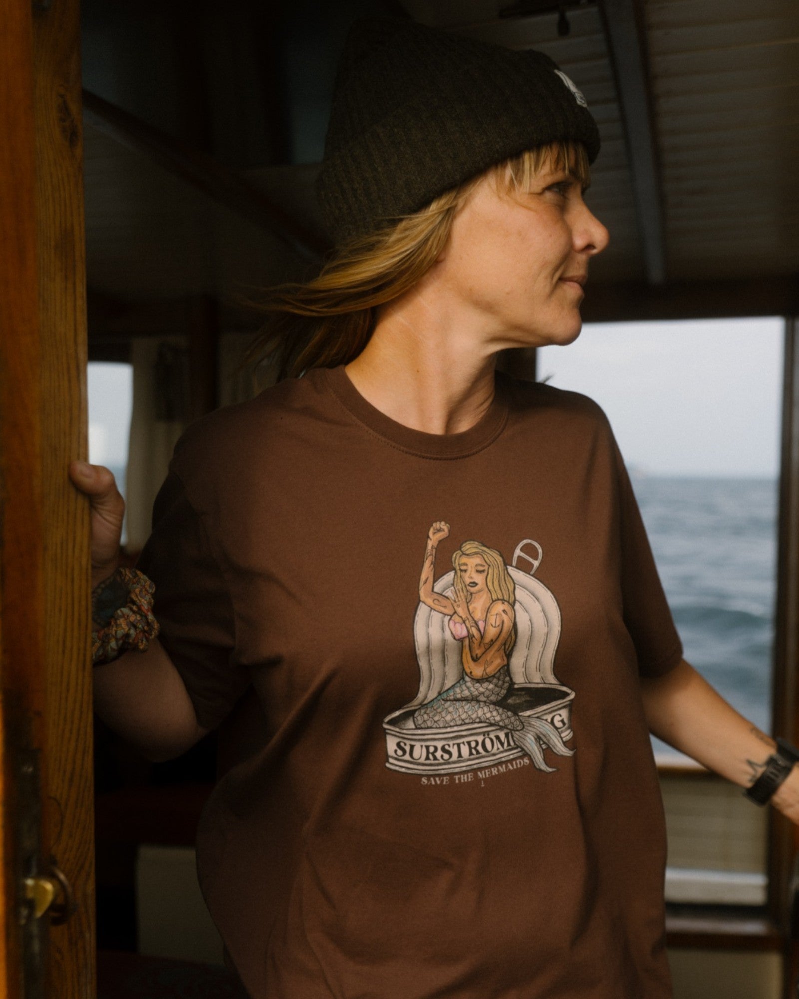 Tinned Mermaid Tee - Chicory Coffee
