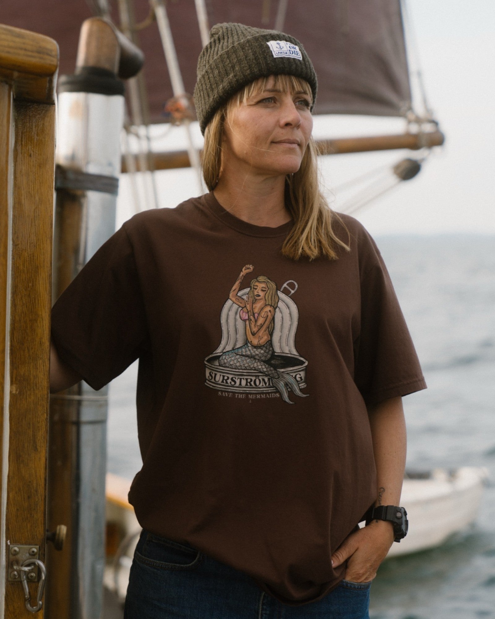 Tinned Mermaid Tee - Chicory Coffee