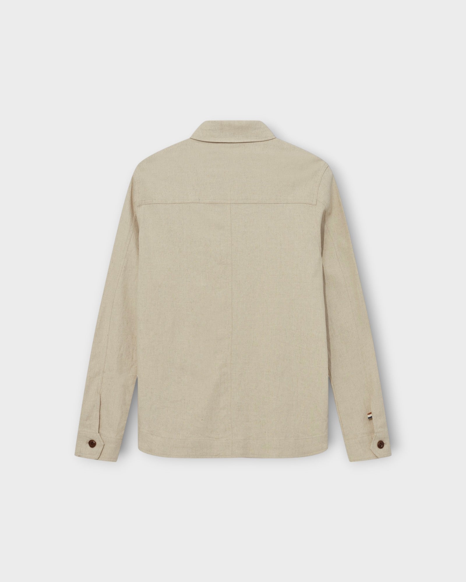 Milo Plage Overshirt Ecru Melange. Sandfarvet Mos Mosh Gallery Overshirt i hør. Her set bagfra.