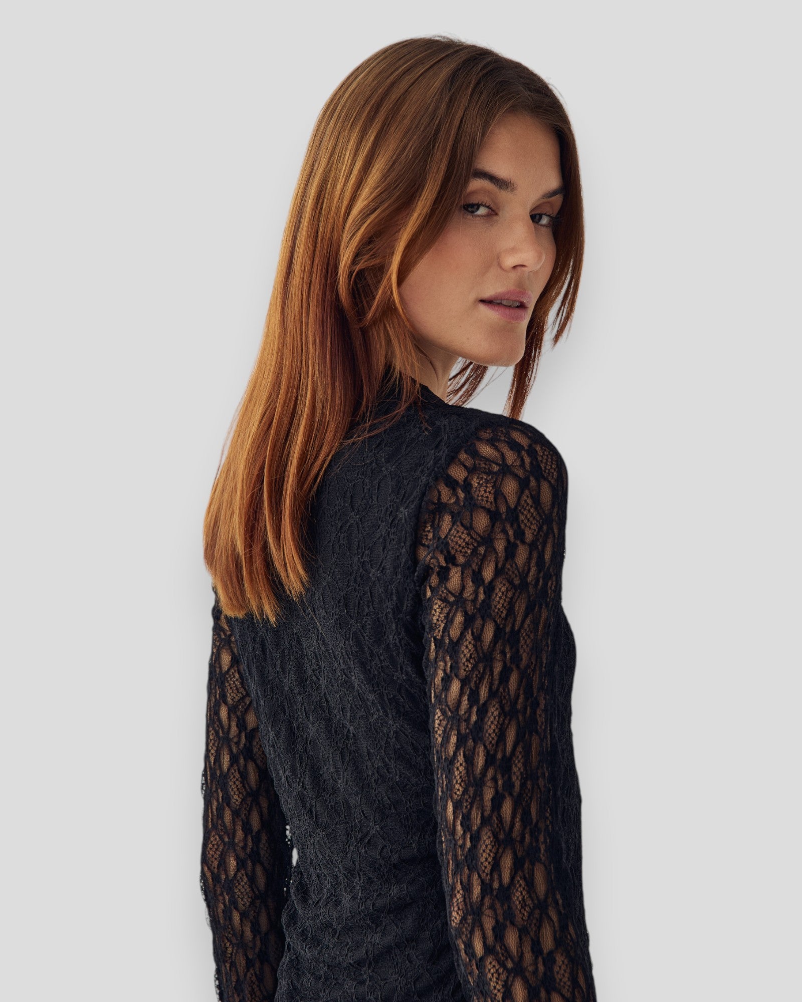 N-Latoyah Top - Black