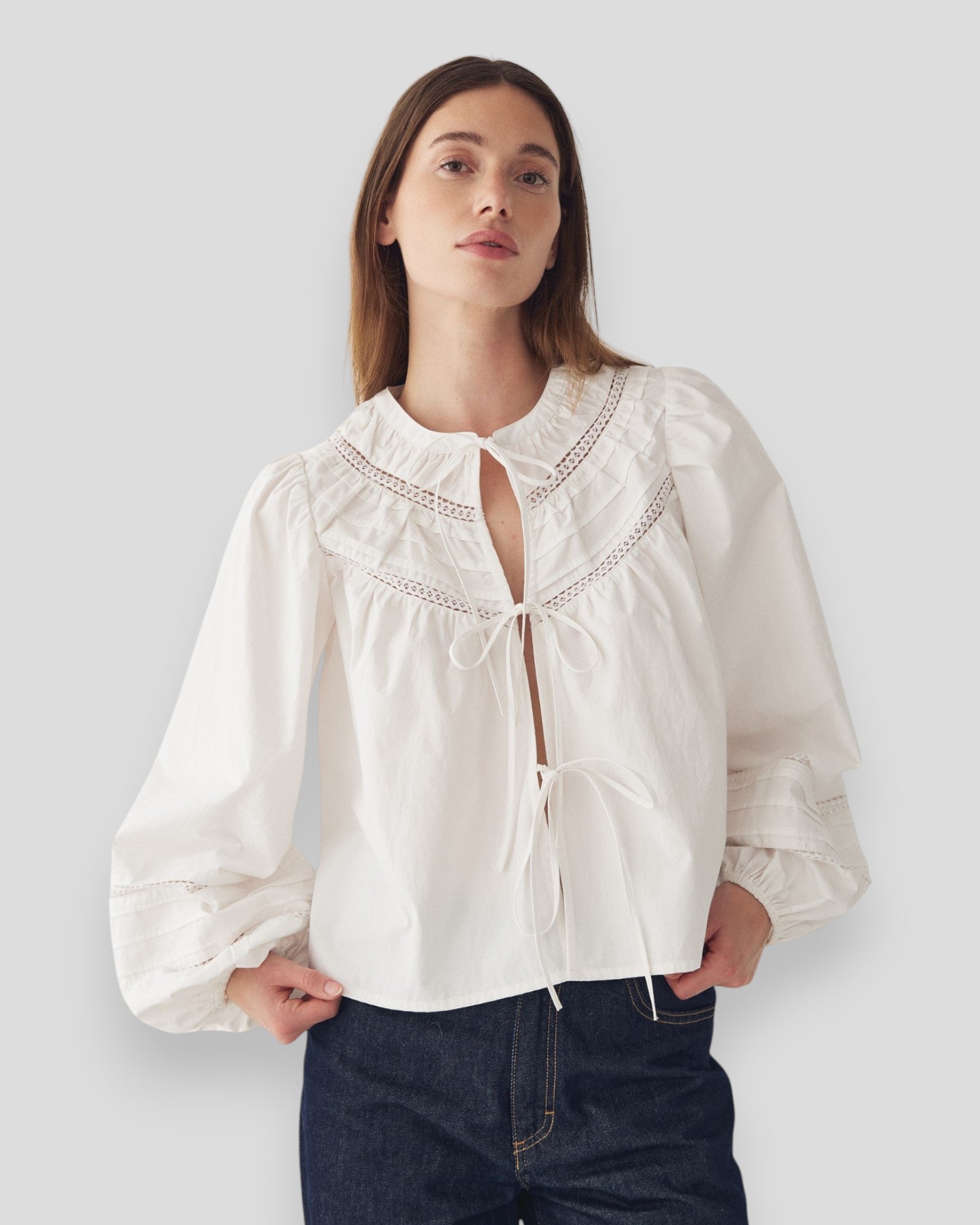 White N-Marceline blouse for women by Noella, featuring a stylish and elegant shirt with a comfortable fit and classic design.