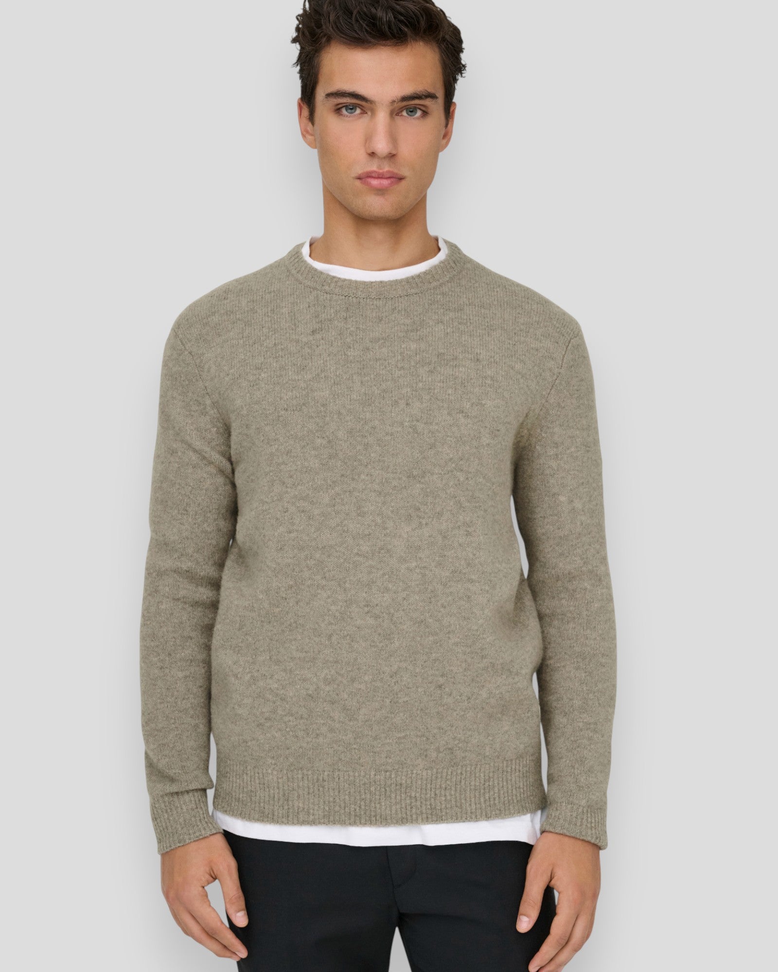 Ray Regular LS Crew Knit - Walnut