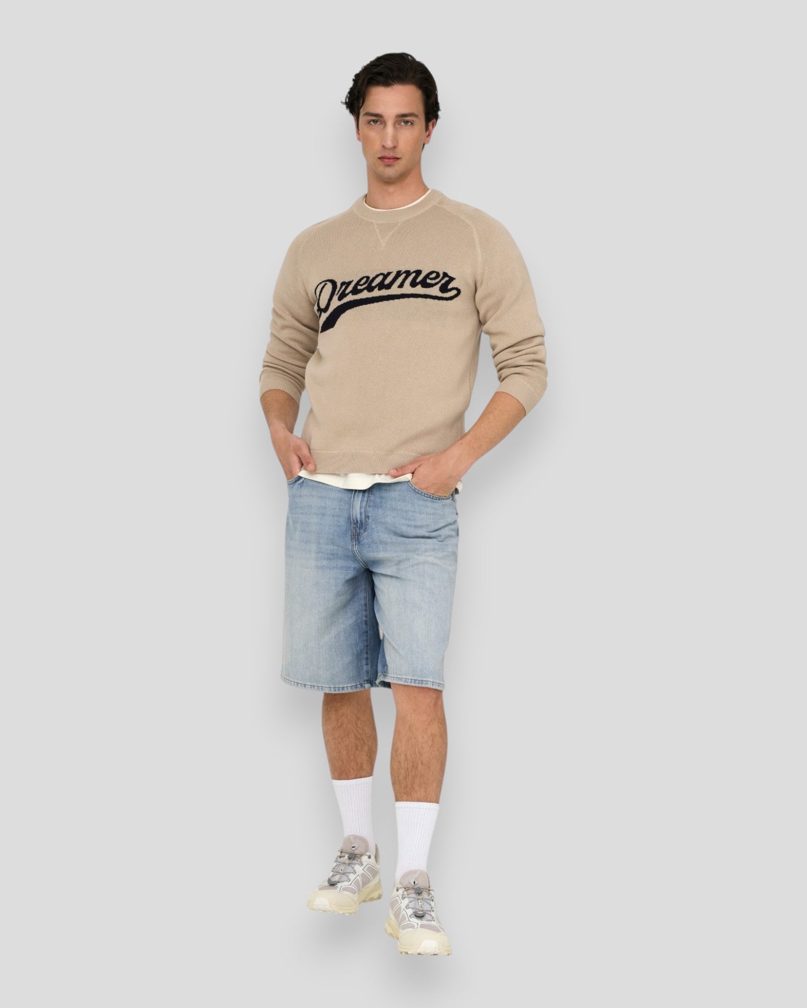 Carl Ball LB 2958 TAI denim shorts af ONLY & SONS i lyseblå denim, casual jorts til sommer og afslappede looks