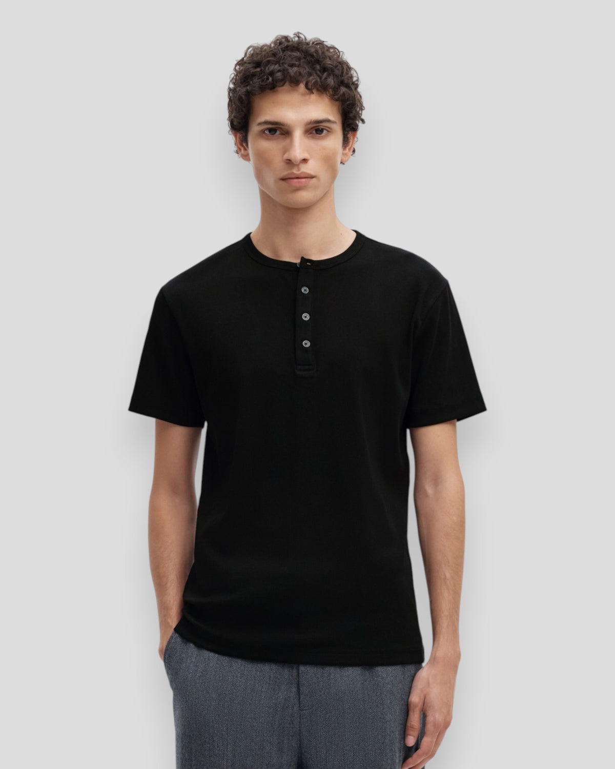 Austin Rib SS Henley Tee - Black