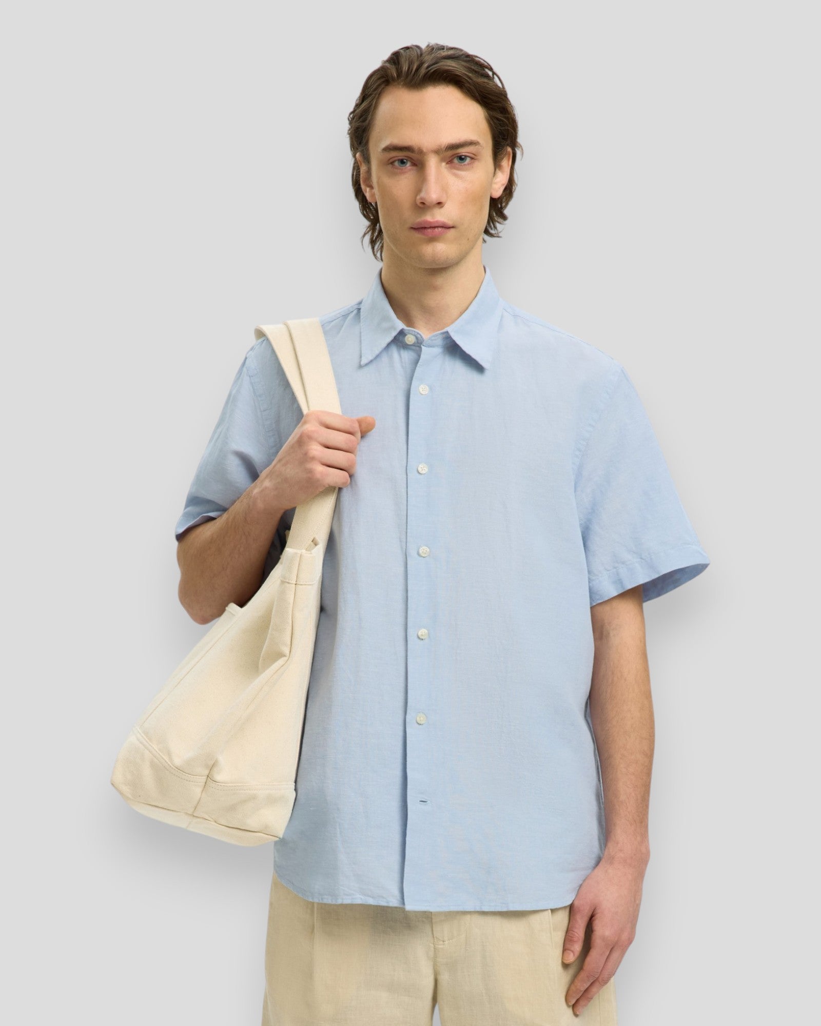 Selected Regular Claus Clay linenbluse i Dusty Blue med hvide detaljer, afslappet herre skjorte i bomulds- og linnedblanding