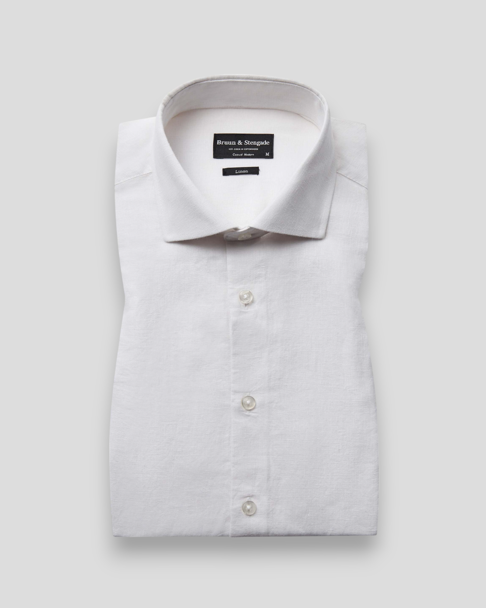 Bruun & Stengade Antonelli hørskjorte i hvid – let og åndbar skjorte lavet af 74% hør, perfekt til sommer og casual stil.