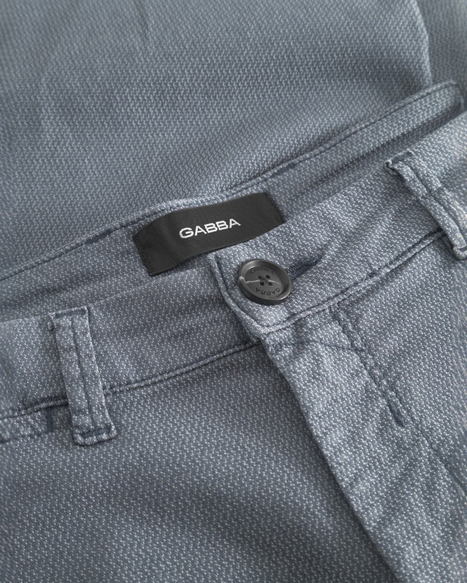 Paul K3280 Dale Chino i Blue fra Gabba – komfort og stil i én tidløs buks.