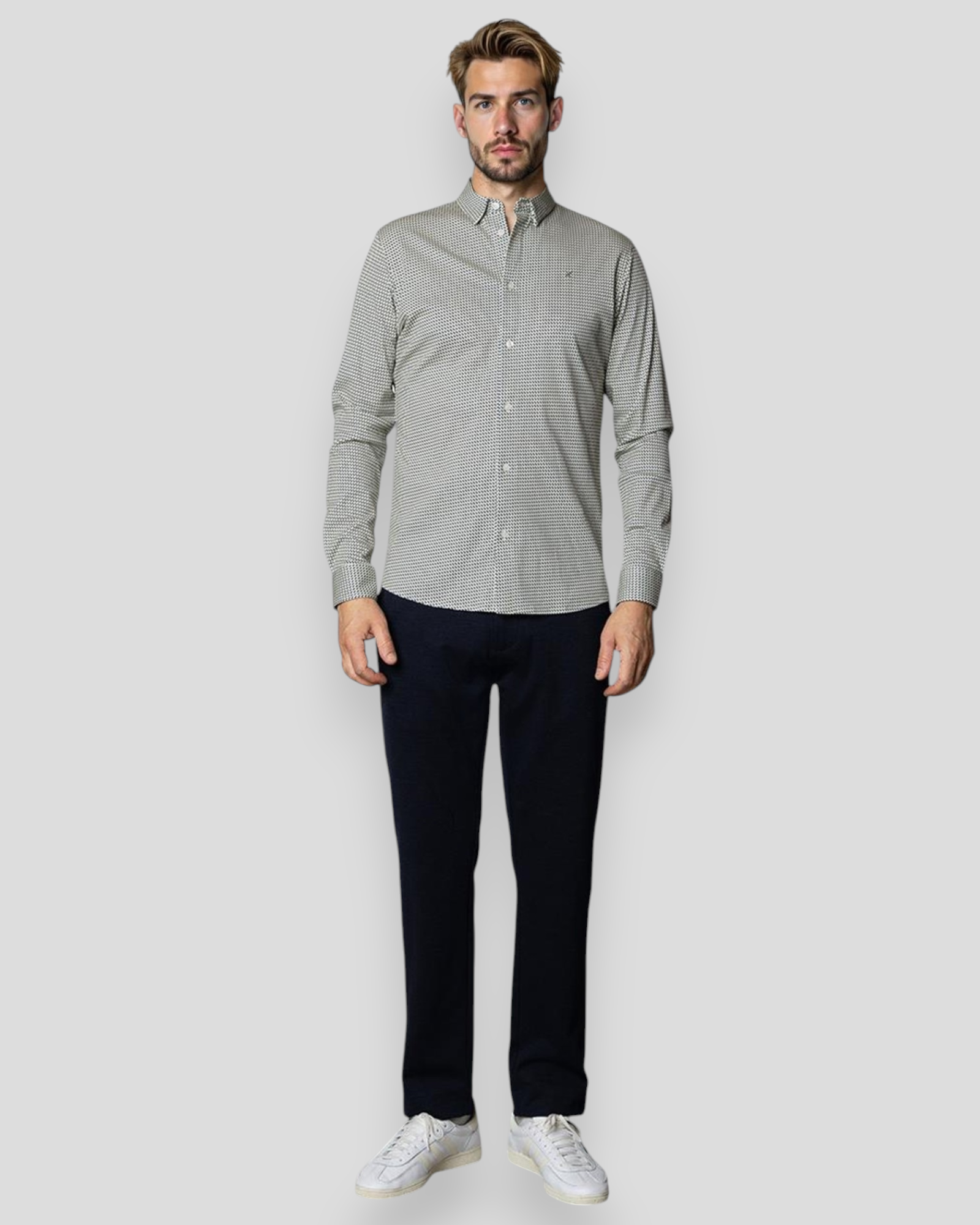 Clean Formal AOP Stretch Shirt fra Clean Cut Copenhagen i White – stilfuld og komfortabel langærmet skjorte til både arbejde og fest.