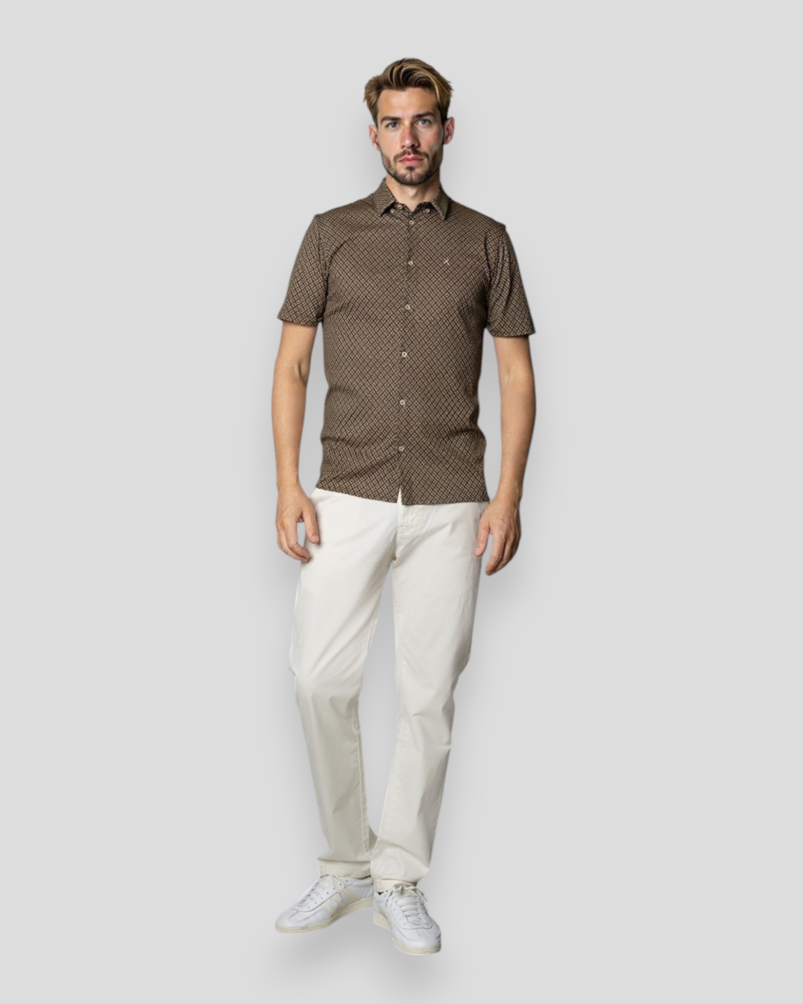 Clean Formal AOP Stretch Shirt fra Clean Cut Copenhagen i brown – elegant kortærmet skjorte, ideel til sommerens arbejds- og festlook.