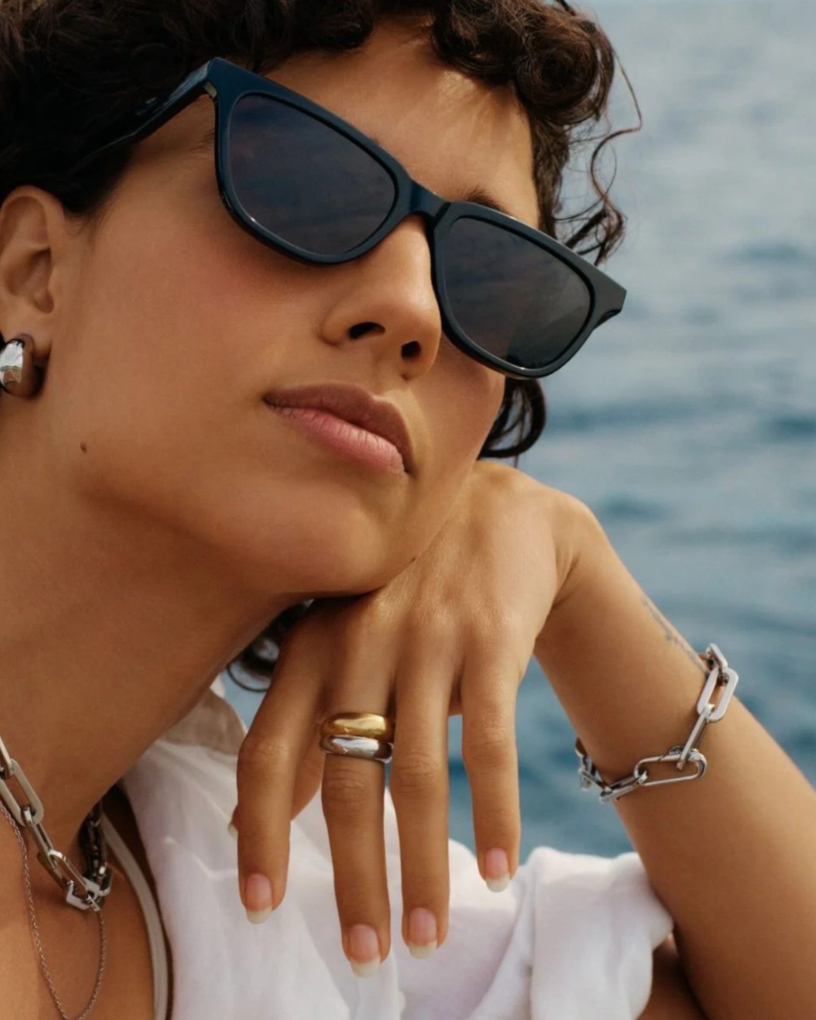 Sølv Ivy Maxi armbånd til kvinder fra Edblad Dame med elegant design og skinnende finish.