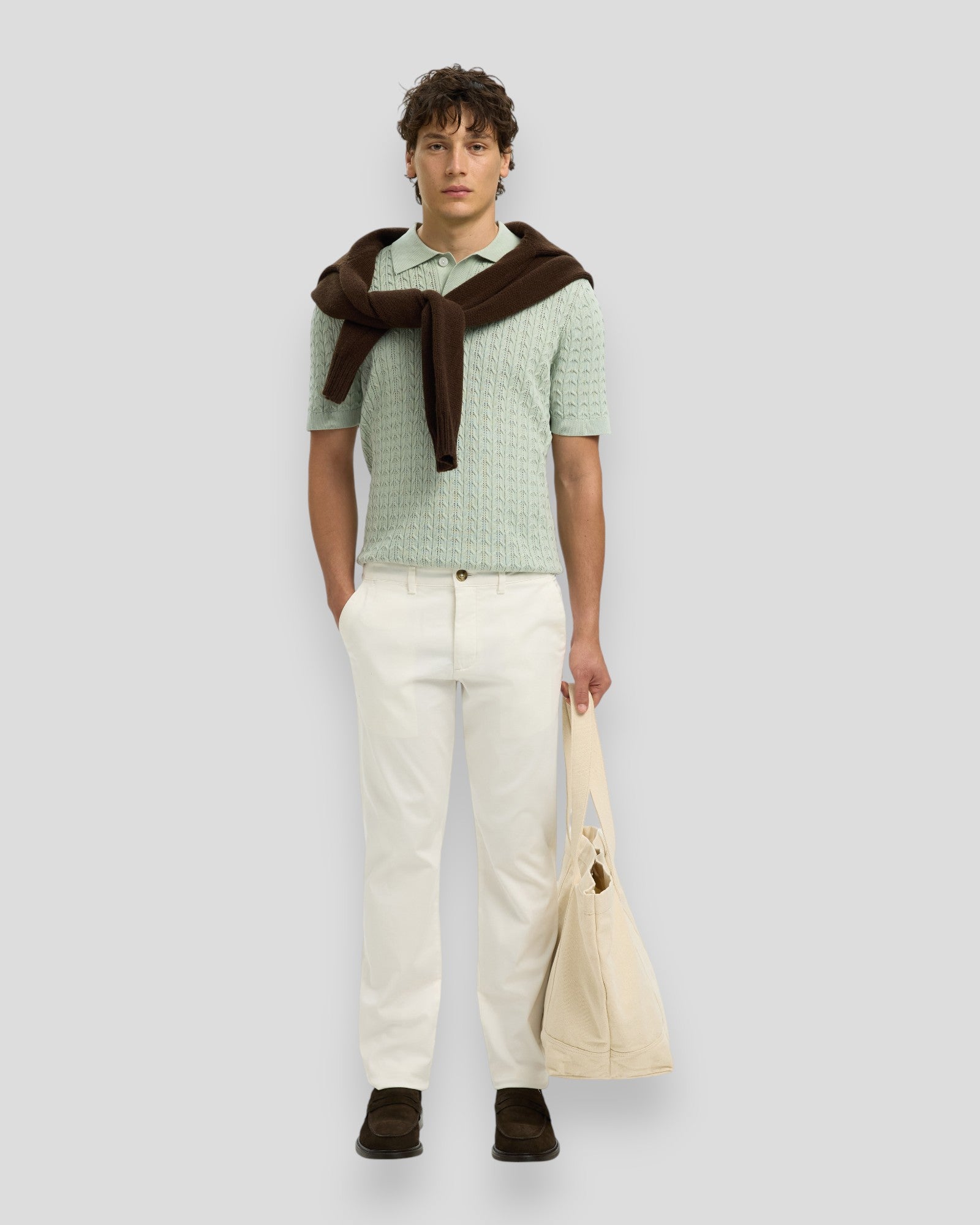 Selected Mattis SS Cable Polo i aqua grå, strikket polo med kabelmønster og klassisk pasform, til mænd.