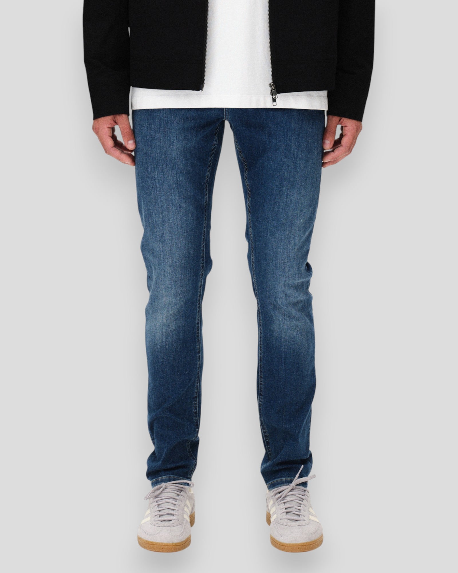 Jones K3870 - Mid Blue Denim