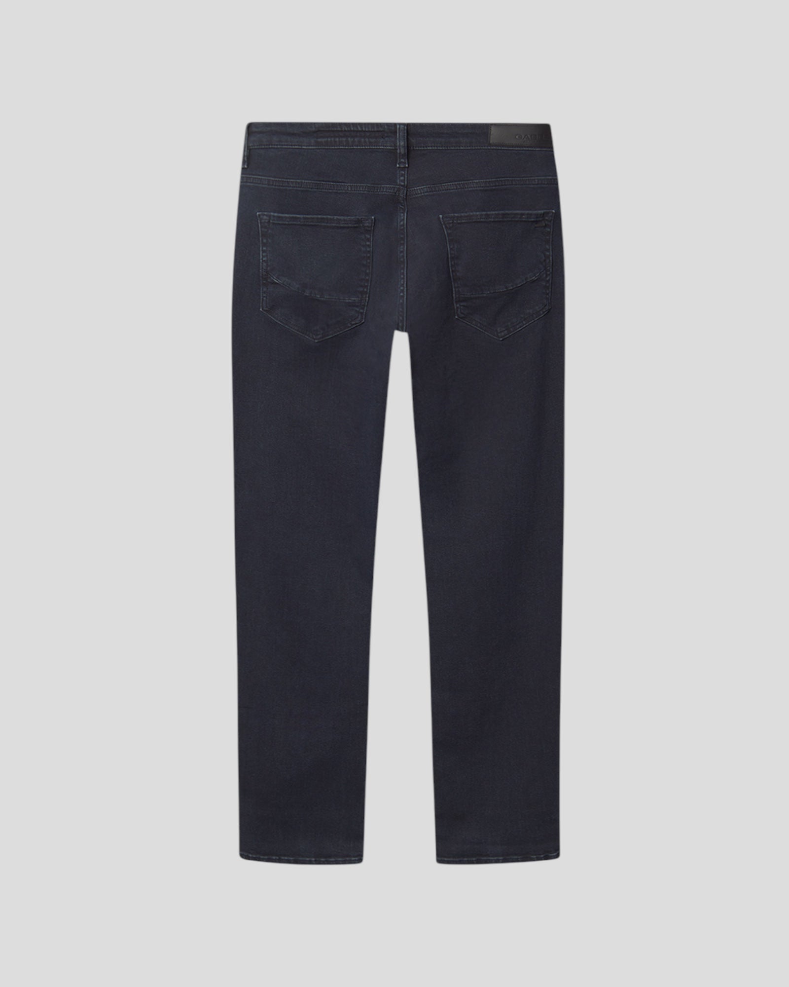 Gabba Marc Panter Regular Jeans i mørkeblå denim, vises med klassisk pasform og synlige syninger.