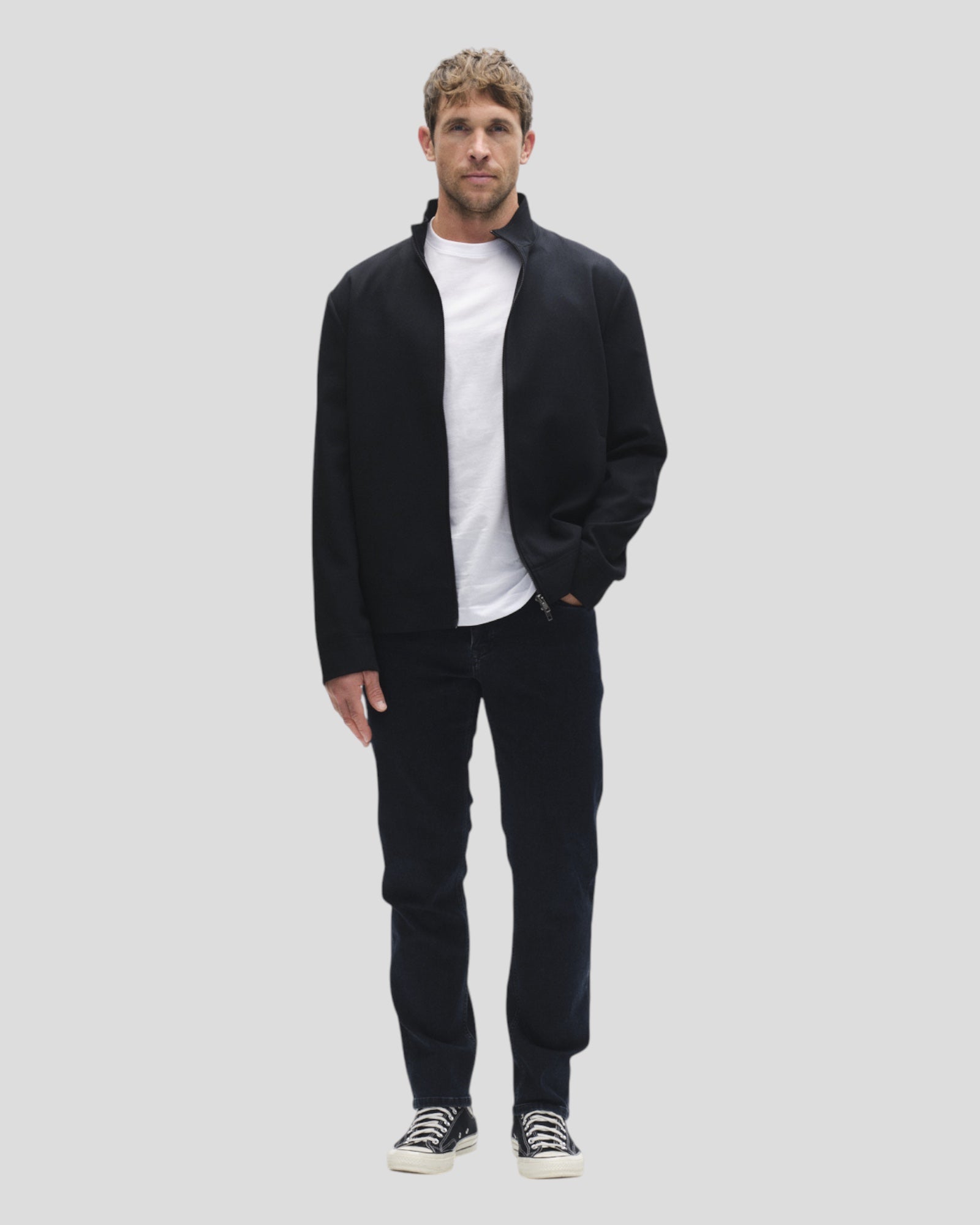Gabba Marc Panter Regular jeans i mørkeblå denim, vises med klassisk pasform og synlige syninger.