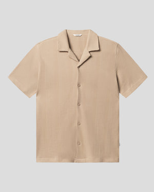 Gabba Valente Wup SS T-shirt i humus farve, blød bomuld, casual pasform, vises med rund hals og korte ærmer.