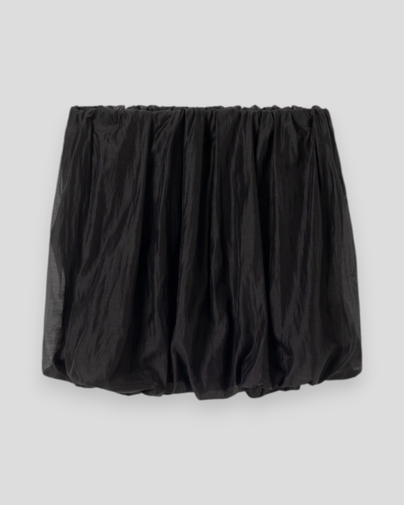 Sort N-Mars nederdel til kvinder fra Noella, blødt stof og moderne pasform, vist i billedet.