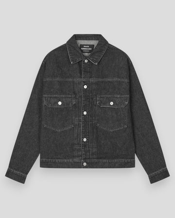 Mads Nørgaard Arizona sort denim truckerjakke i overshirt stil med grå stenvask, afslappet og moderne design.