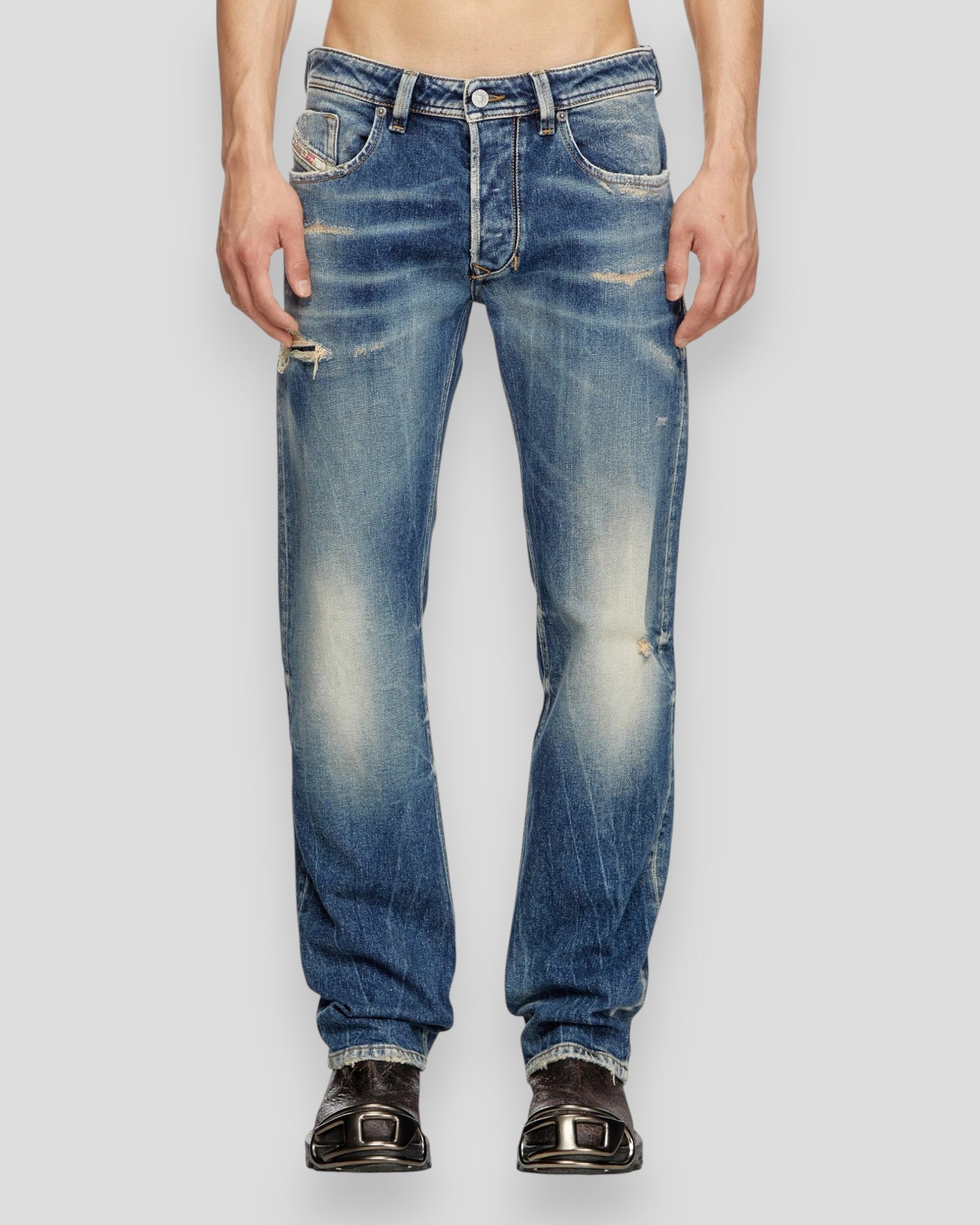 2019 D-Strukt Jeans - Washed Blue Denim