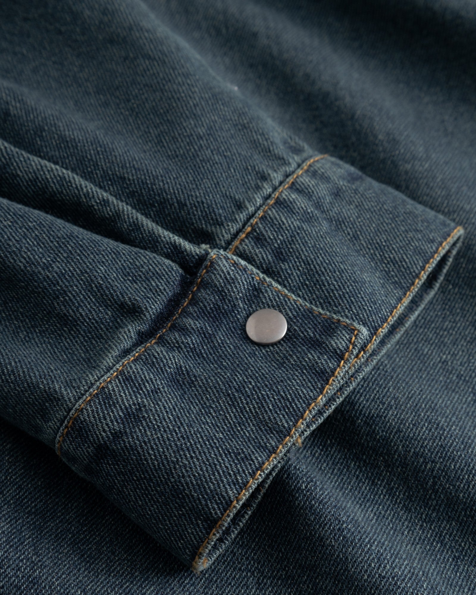 Noella N-Lirinnah women's shirt in vintage blue wash, featuring casual denim-style fabric and relaxed fit.