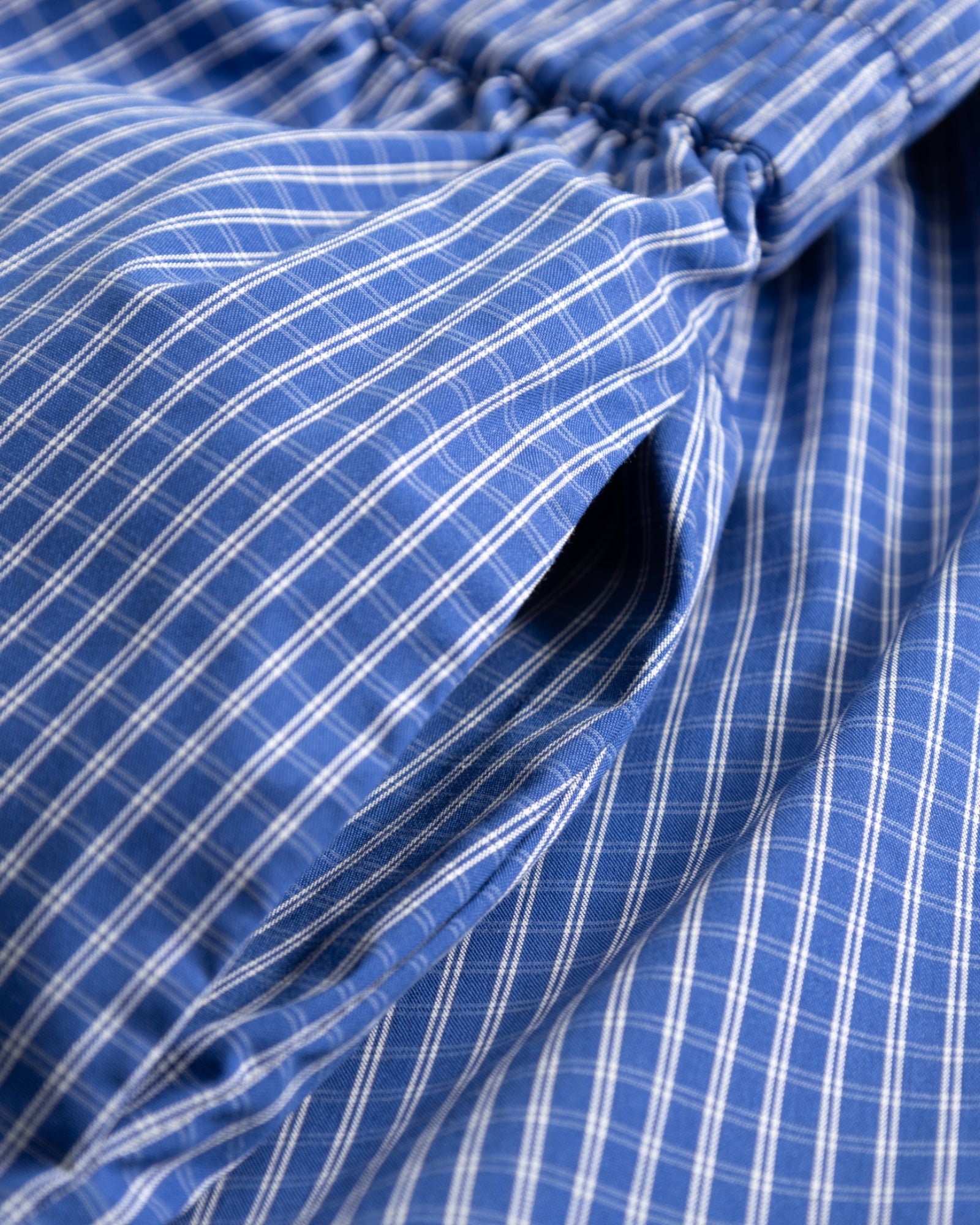 Kvinde shorts af Noella N-Marian MW i Davy Blue Check med ternet mønster, casual og stilfuld sommerbeklædning.
