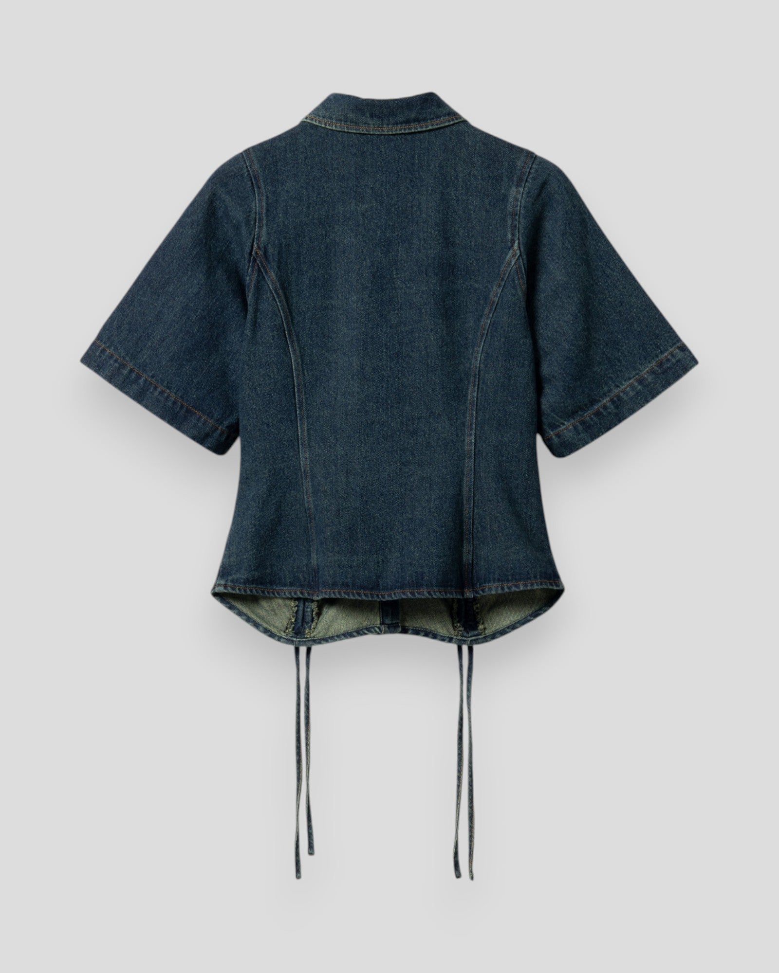 Noella N-Micaiah SS bluse til kvinder i vintage blå vask, blød bomuld og afslappet pasform, perfekt til hverdag.
