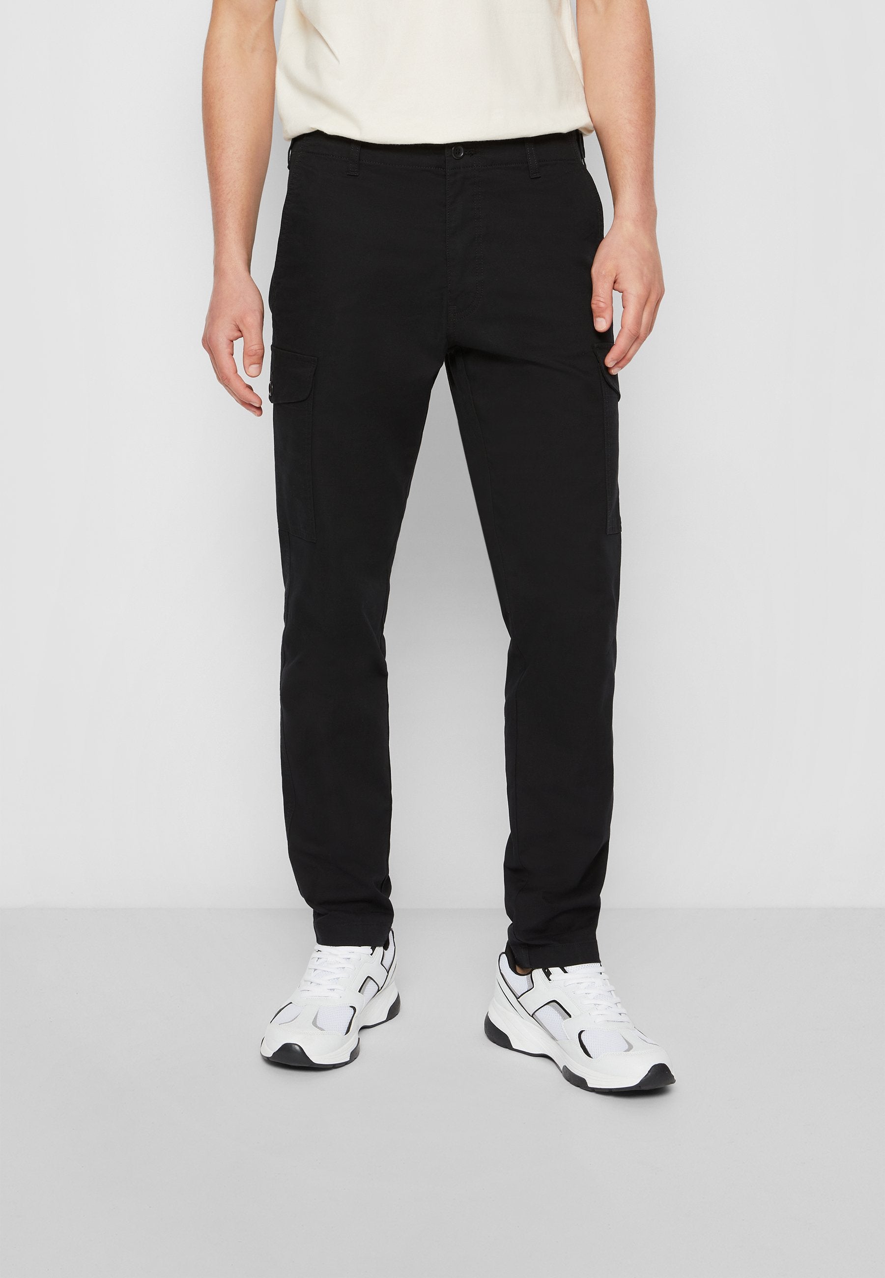 Cargo Tapered Fit - Black