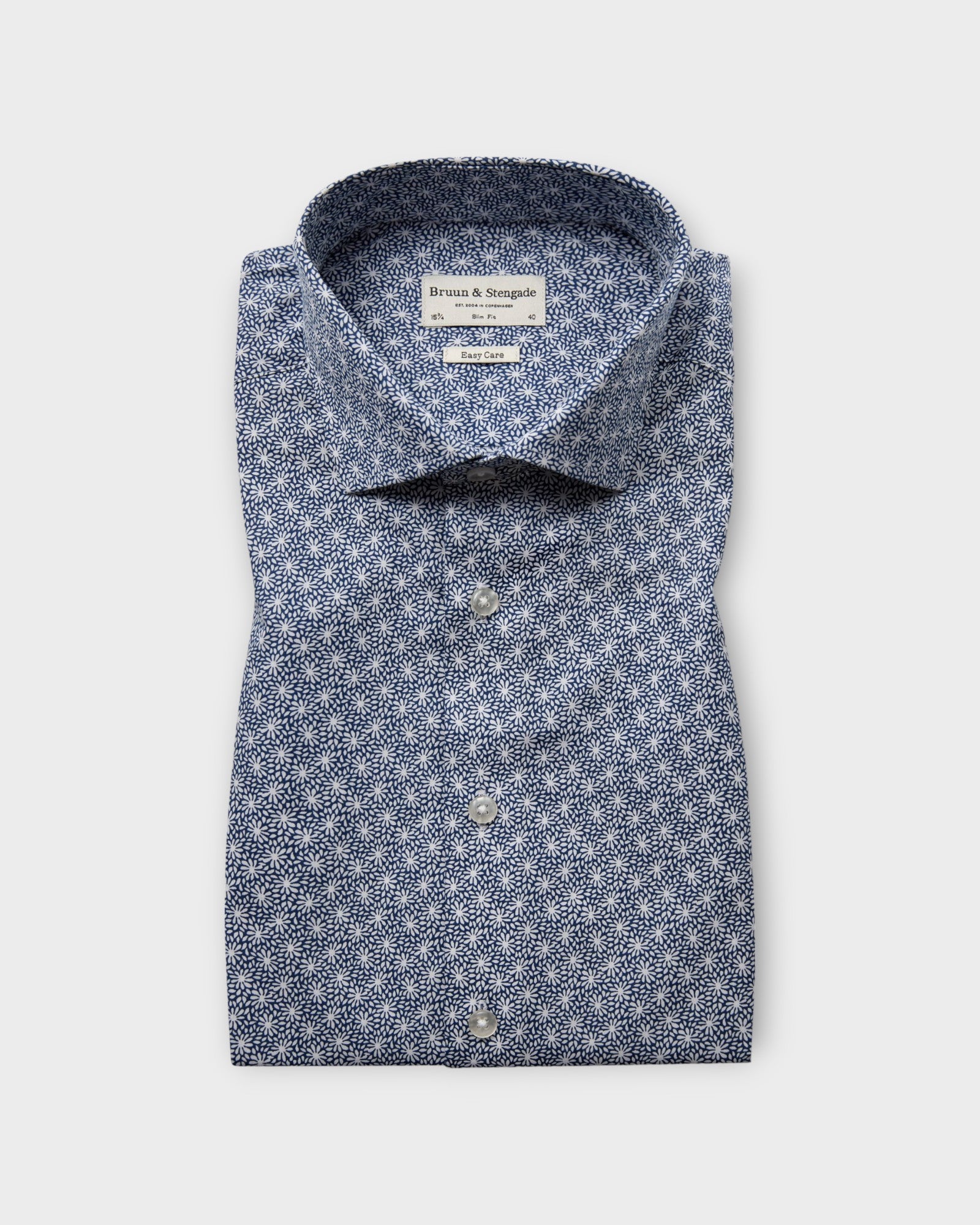 Whiteside Slim Fit Shirt Blue - Blå Printet Bruun & Stengade Skjorte til Mænd. Her set forfra.