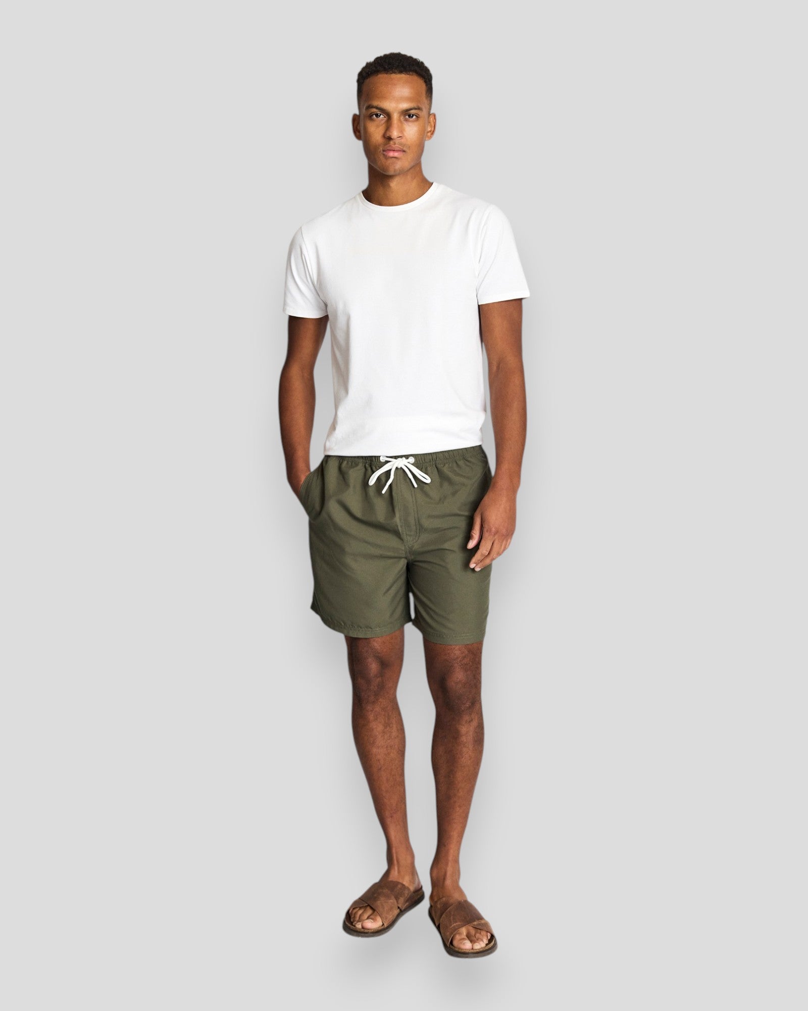 Havana regular fit badetøj shorts i armygrøn fra Bruun & Stengade, slidstærkt og behageligt til svømning og strandbrug
