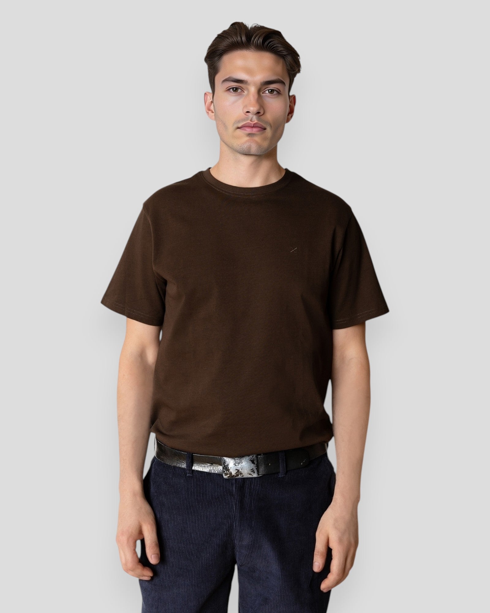 Stable T-Shirt - Dark Brown
