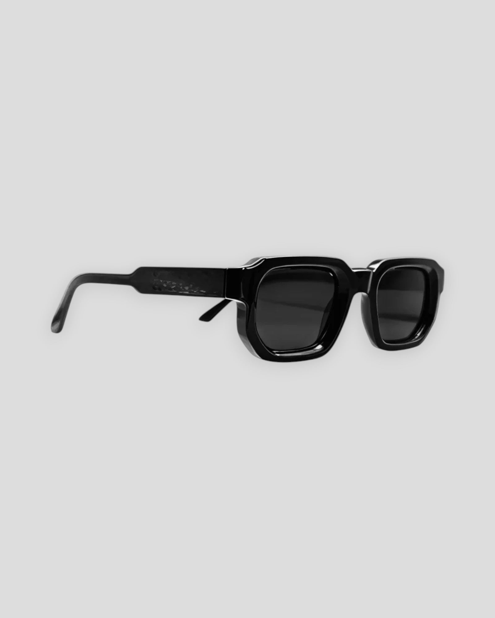 Caprio - Black