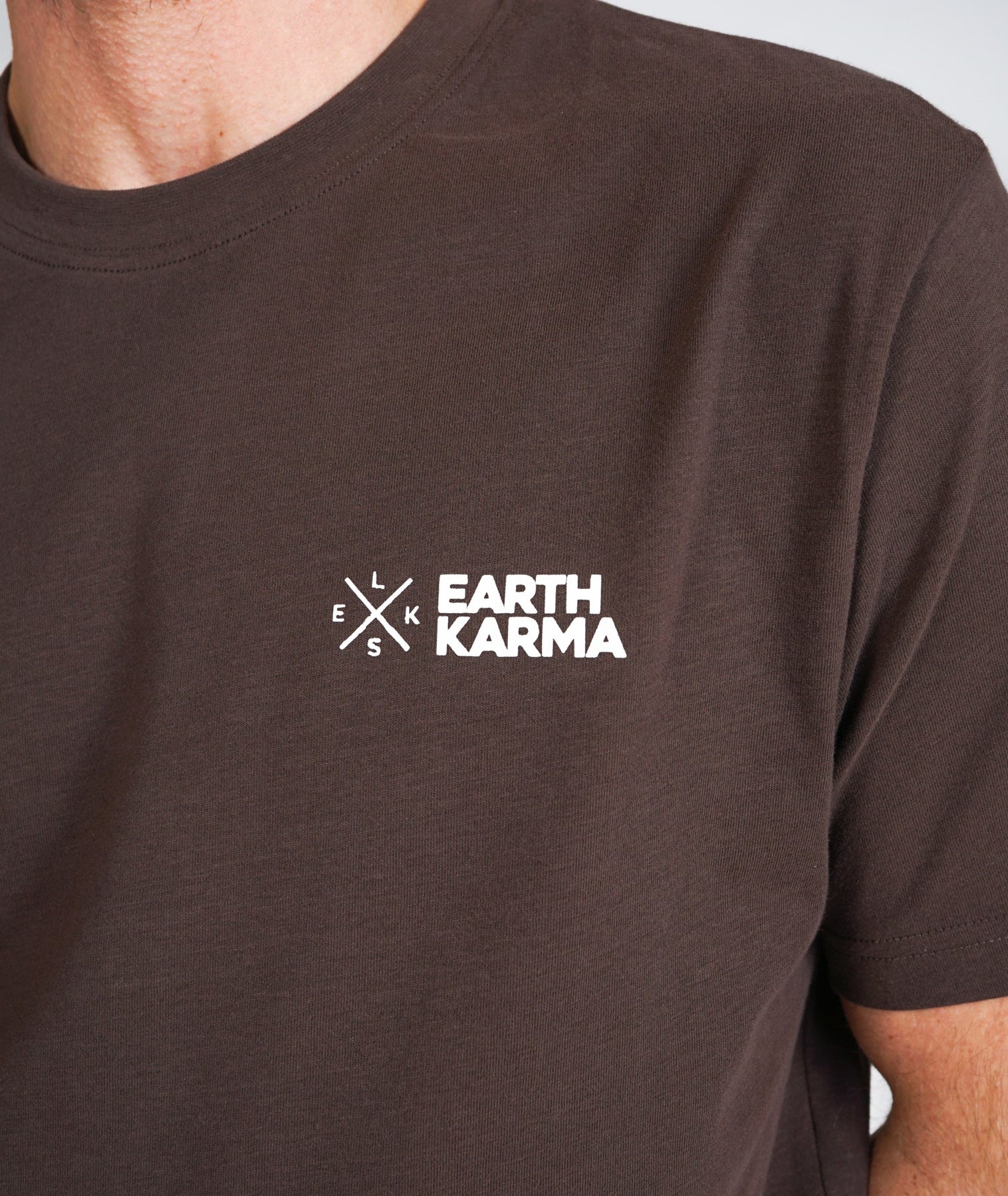 Earth Karma Brushed T-shirt - Dark Oak