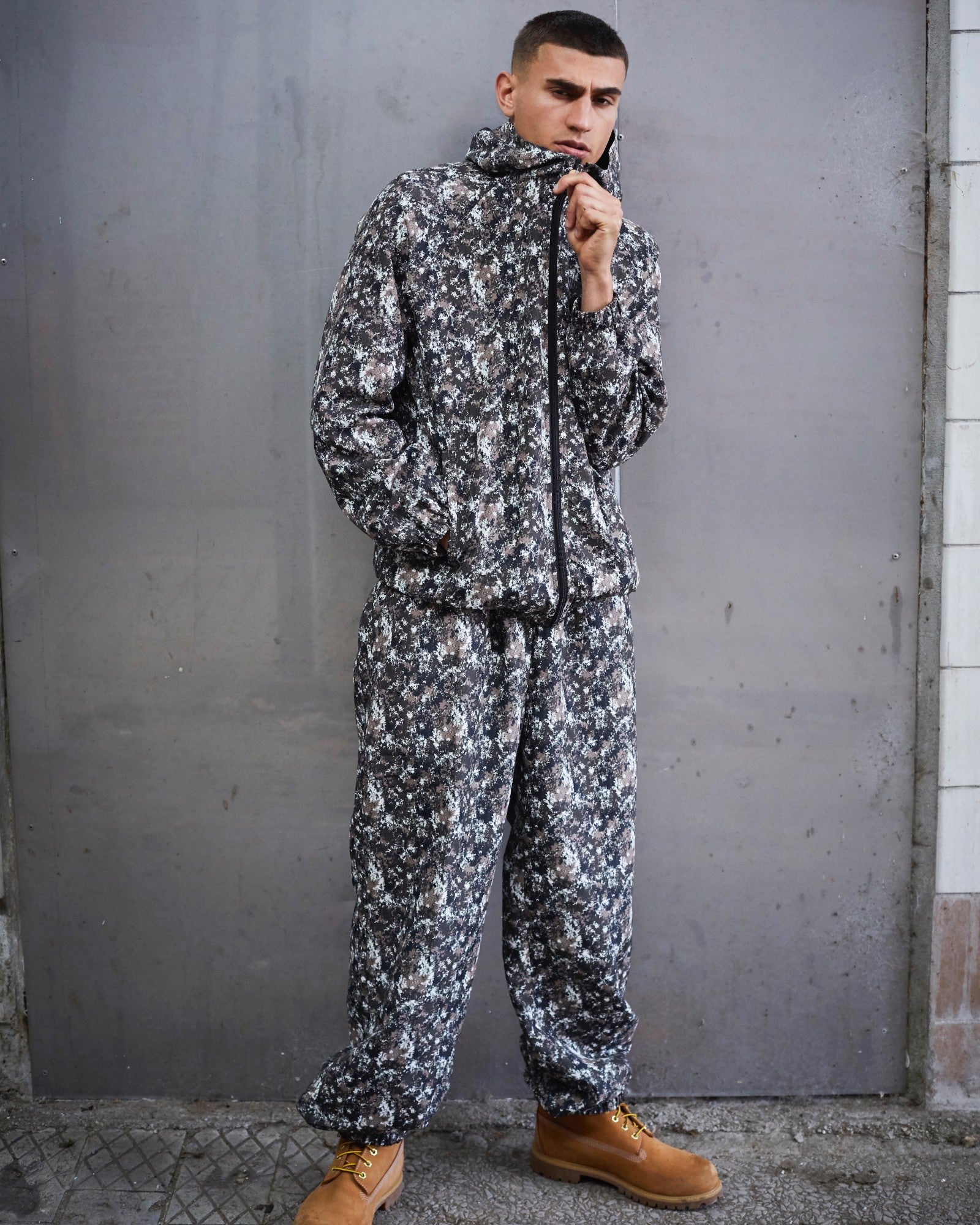 Visibility Track Pants - Off White