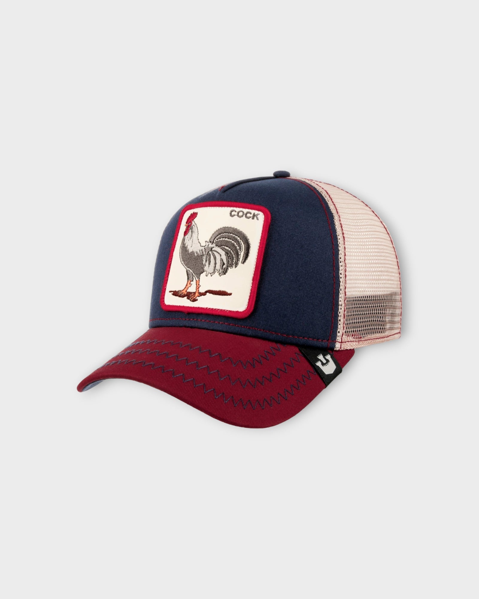 The Cock Navy - Mørkeblå Goorin Bros Trucker Cap til Mænd. Her set forfra.