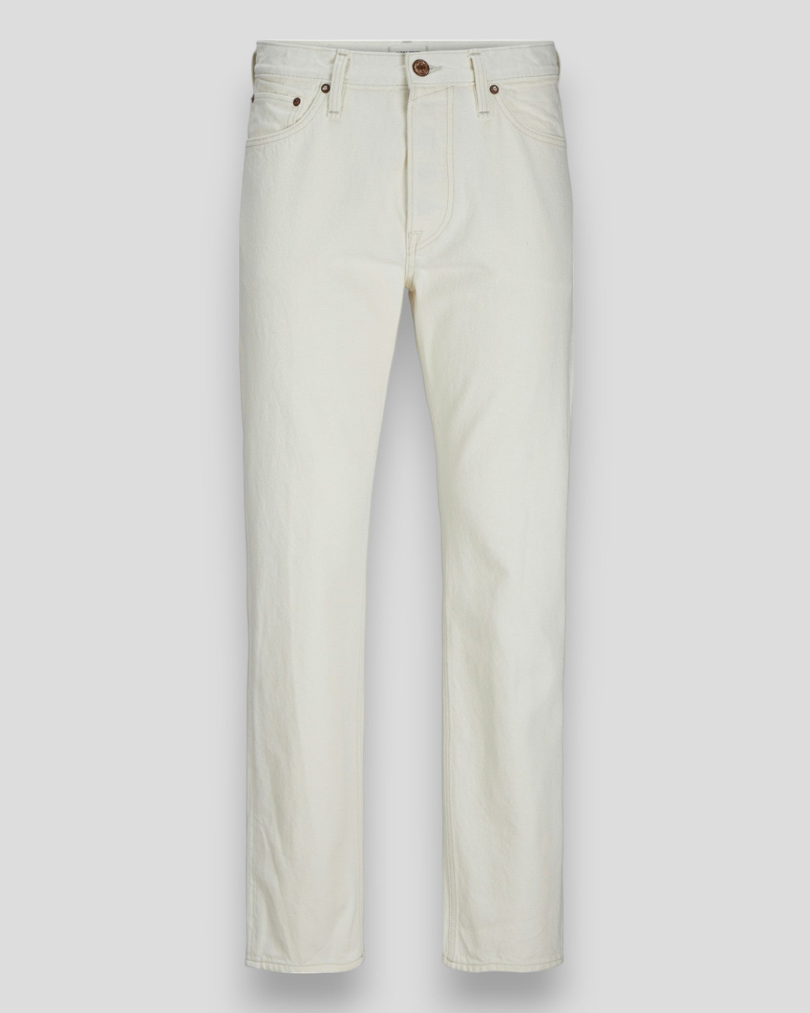 Ecru jeans fra Jack And Jones. Relaxed fit. Her set forfra. 