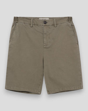 Bløde armyfarvede shorts fra Penn Paper af brandet Mos Mosh Gallery, vist på mannequin.